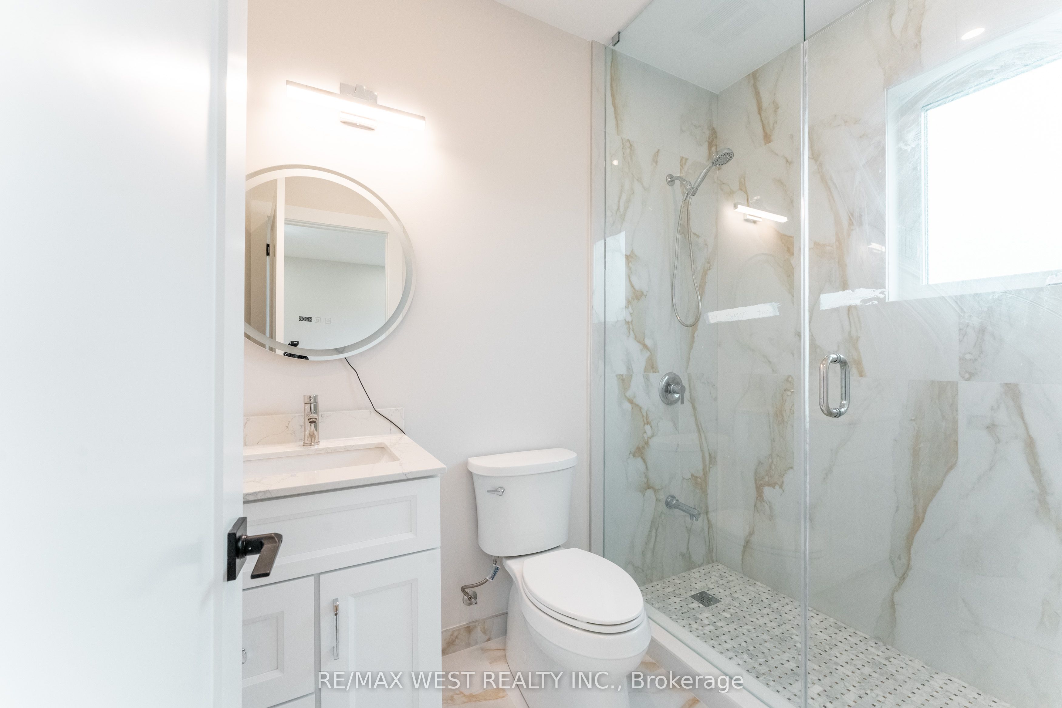 185 Riverview Boulevard Property Photo 24