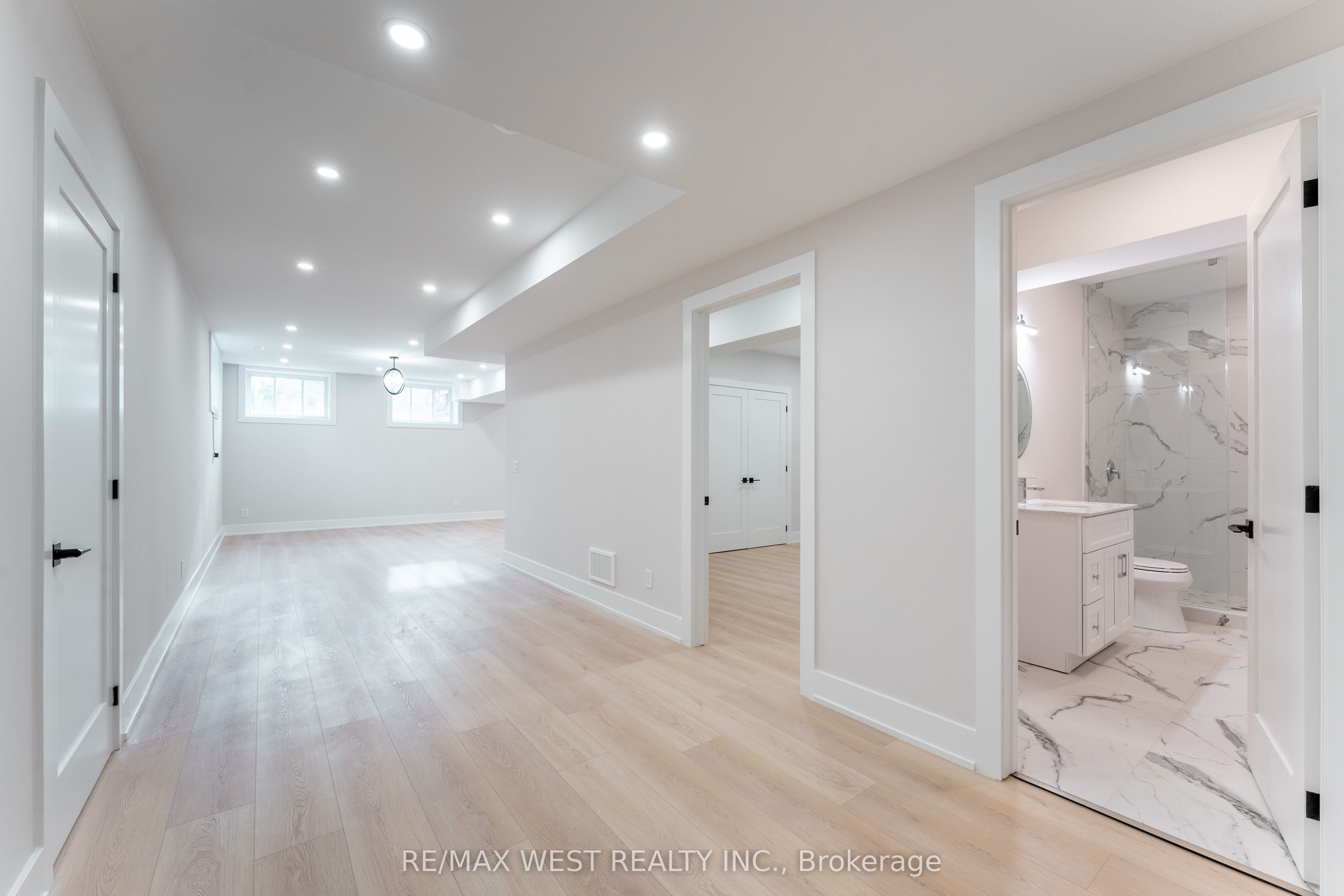 185 Riverview Boulevard Property Photo 29