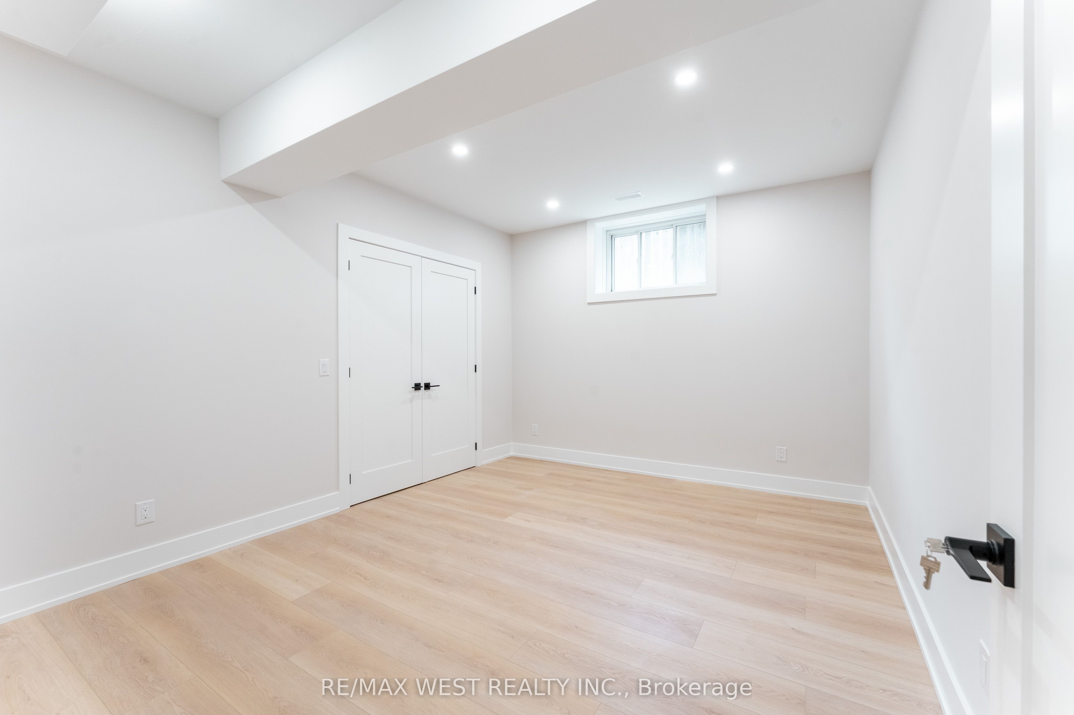 185 Riverview Boulevard Property Photo 34