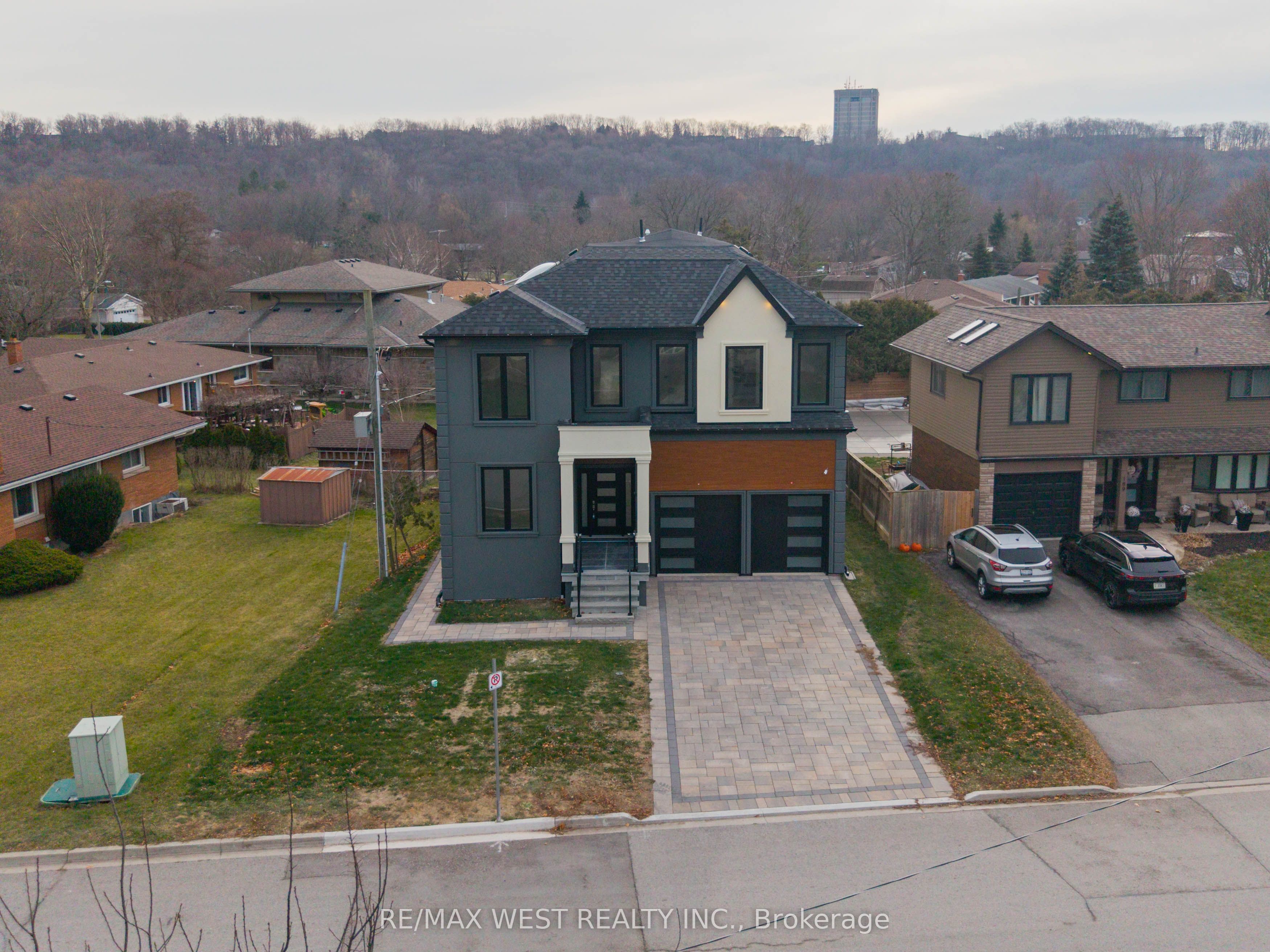 185 Riverview Boulevard Property Photo 46