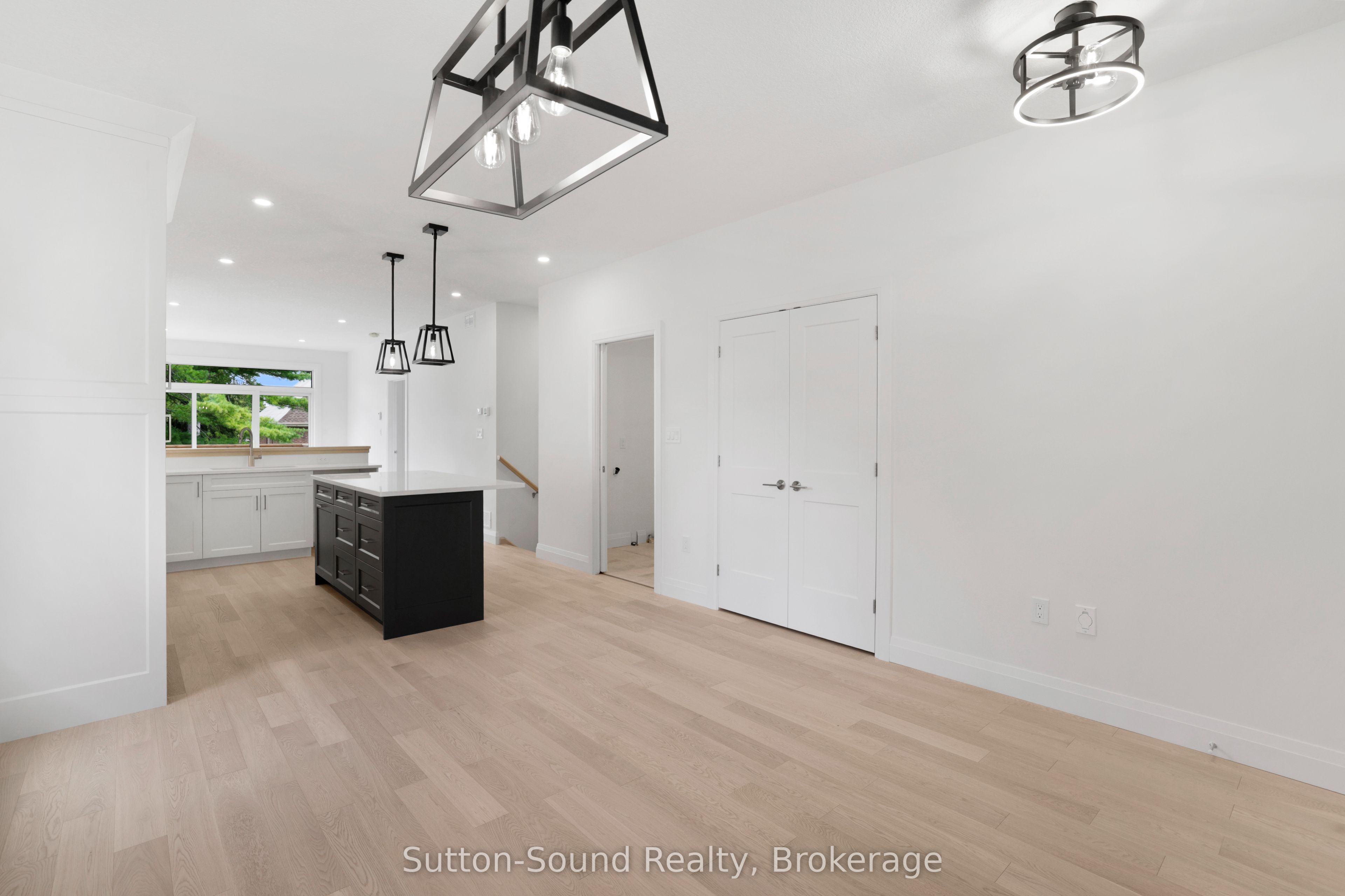 1815 5th Avenue W Property Photo 11