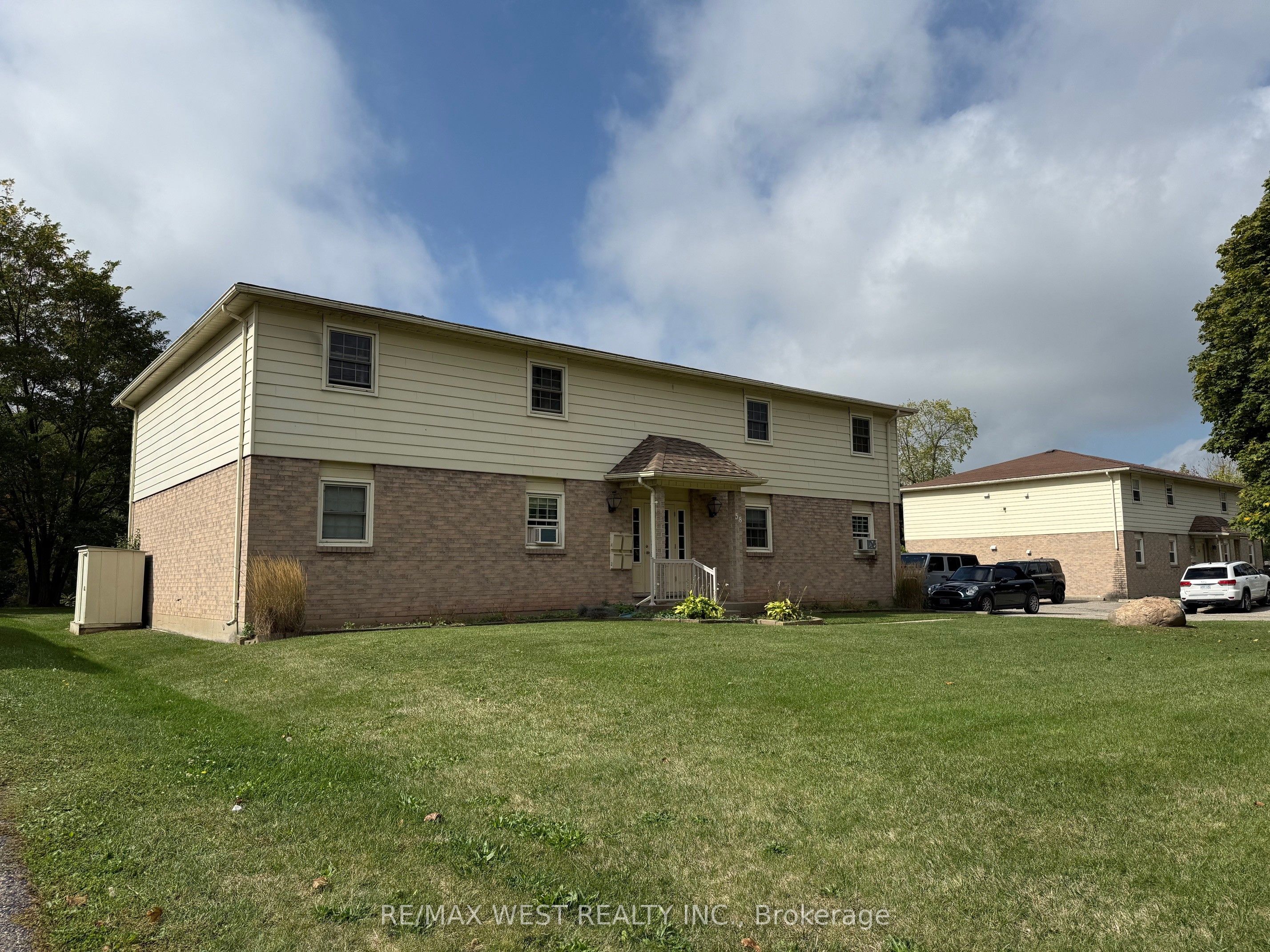 58 Willow Street Property Photo 1
