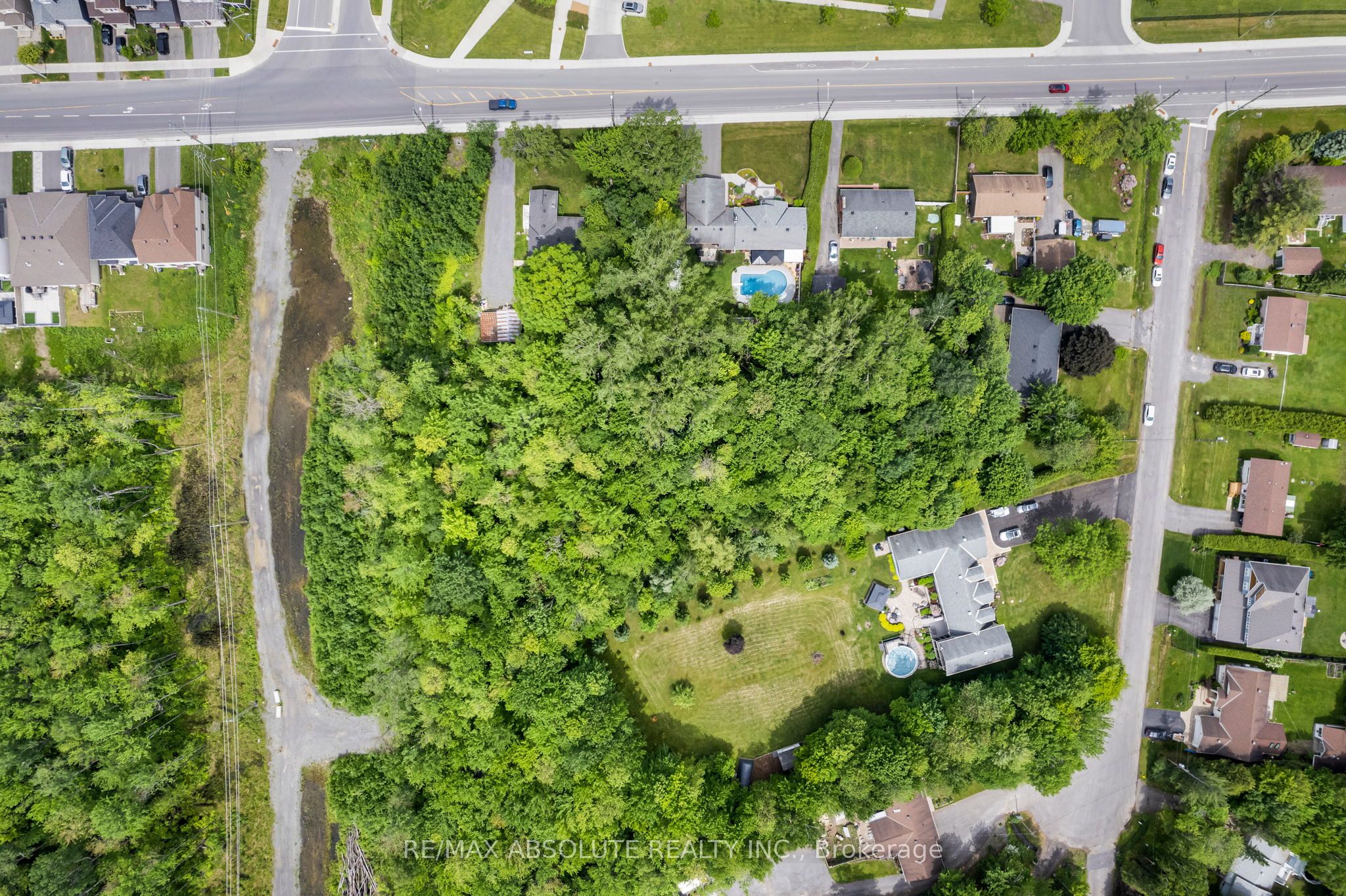 6412 Renaud Road Property Photo 6