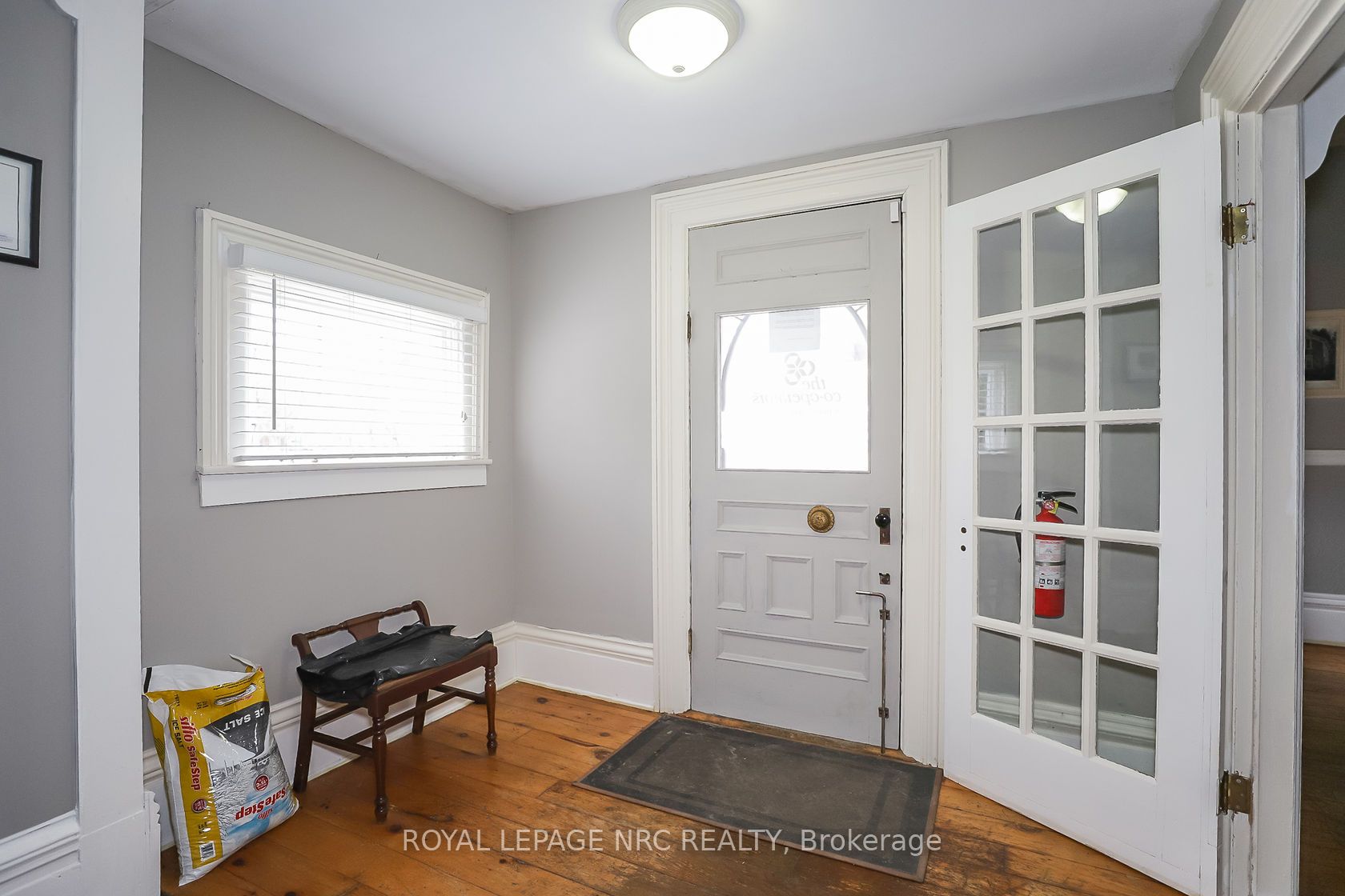 264 Ridge Road N Property Photo 4