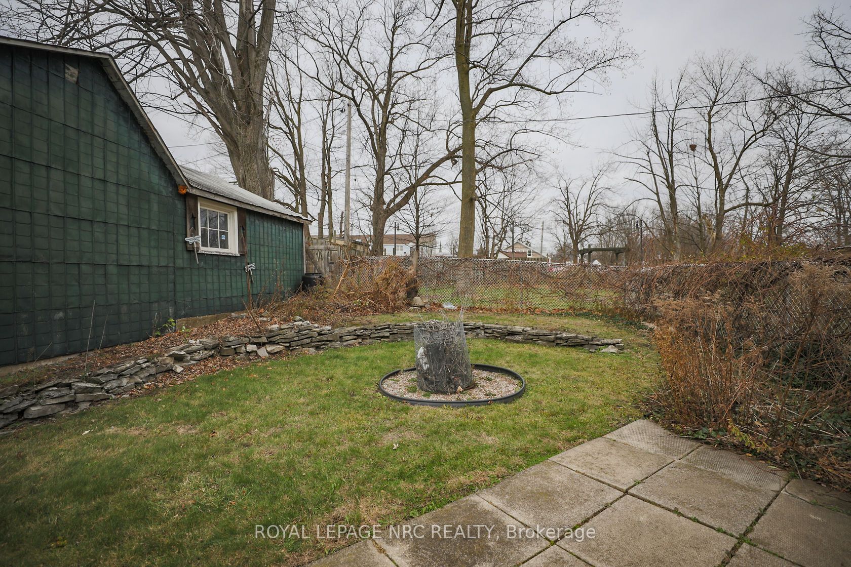 264 Ridge Road N Property Photo 26