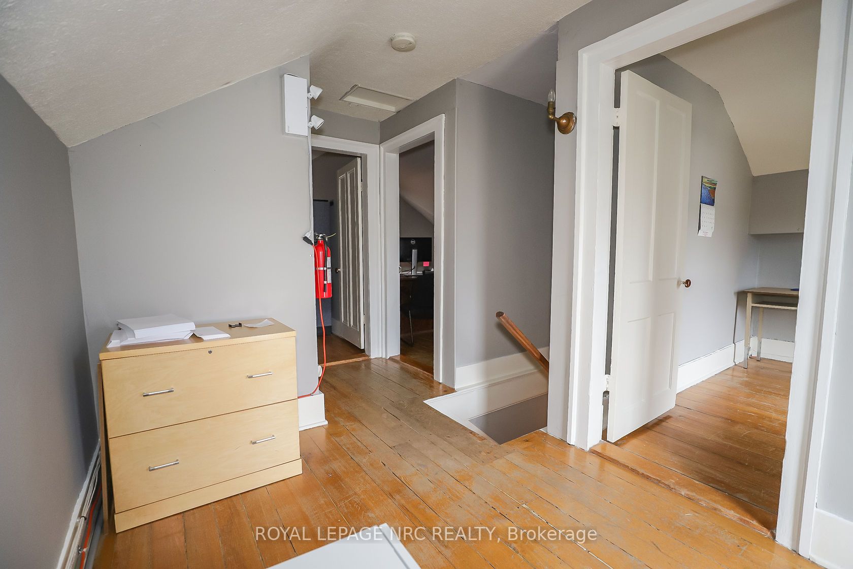 264 Ridge Road N Property Photo 29