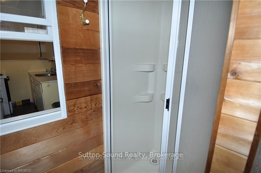 38 Island View Drive Property Photo 17