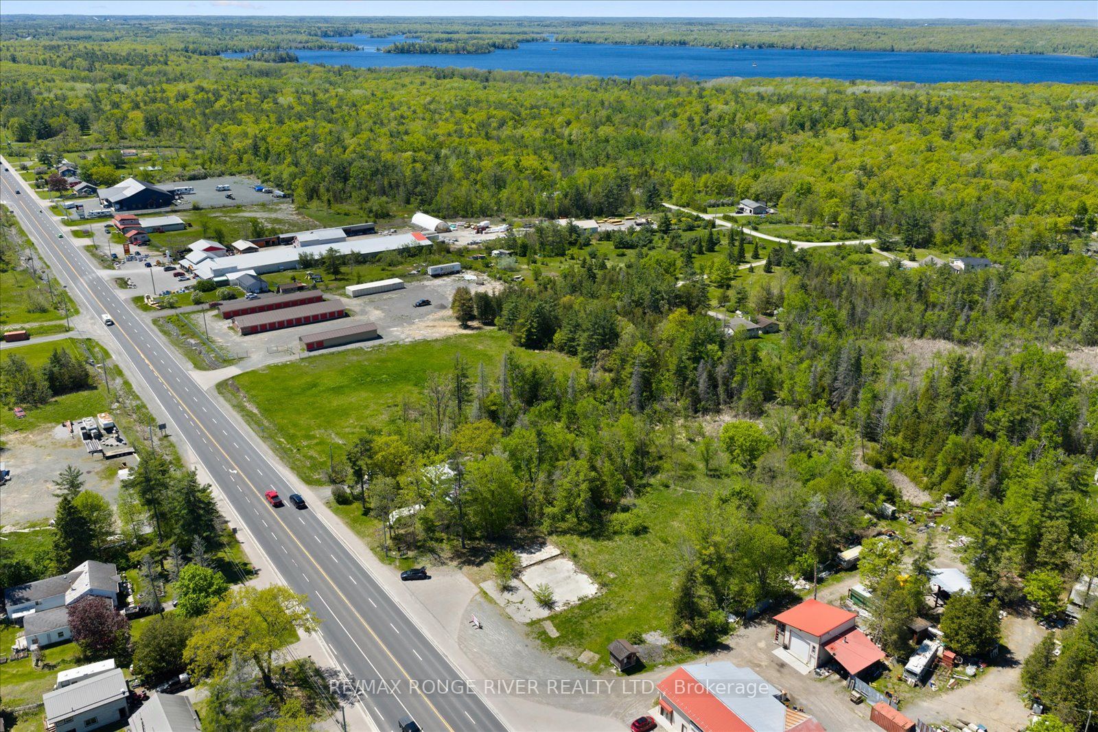 102405 Highway 7 Property Photo 6