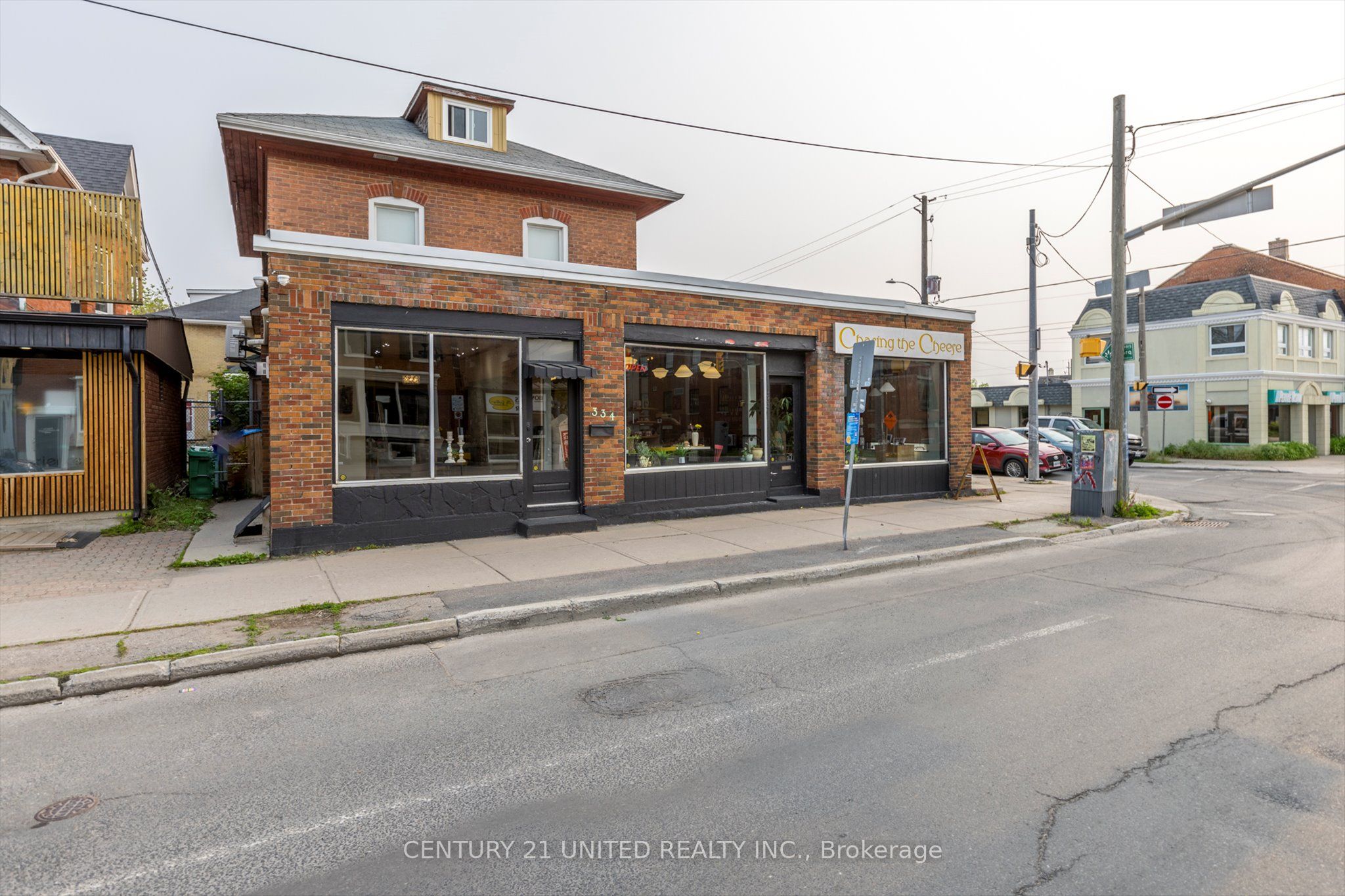 330-334 Charlotte Street W Property Photo 5