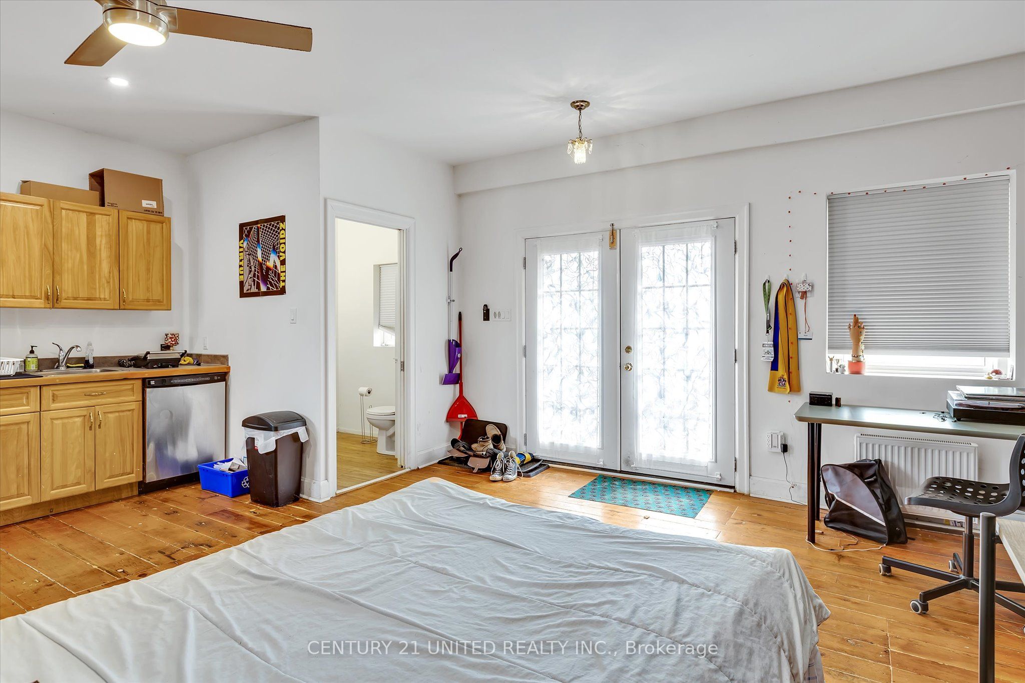 330-334 Charlotte Street W Property Photo 45