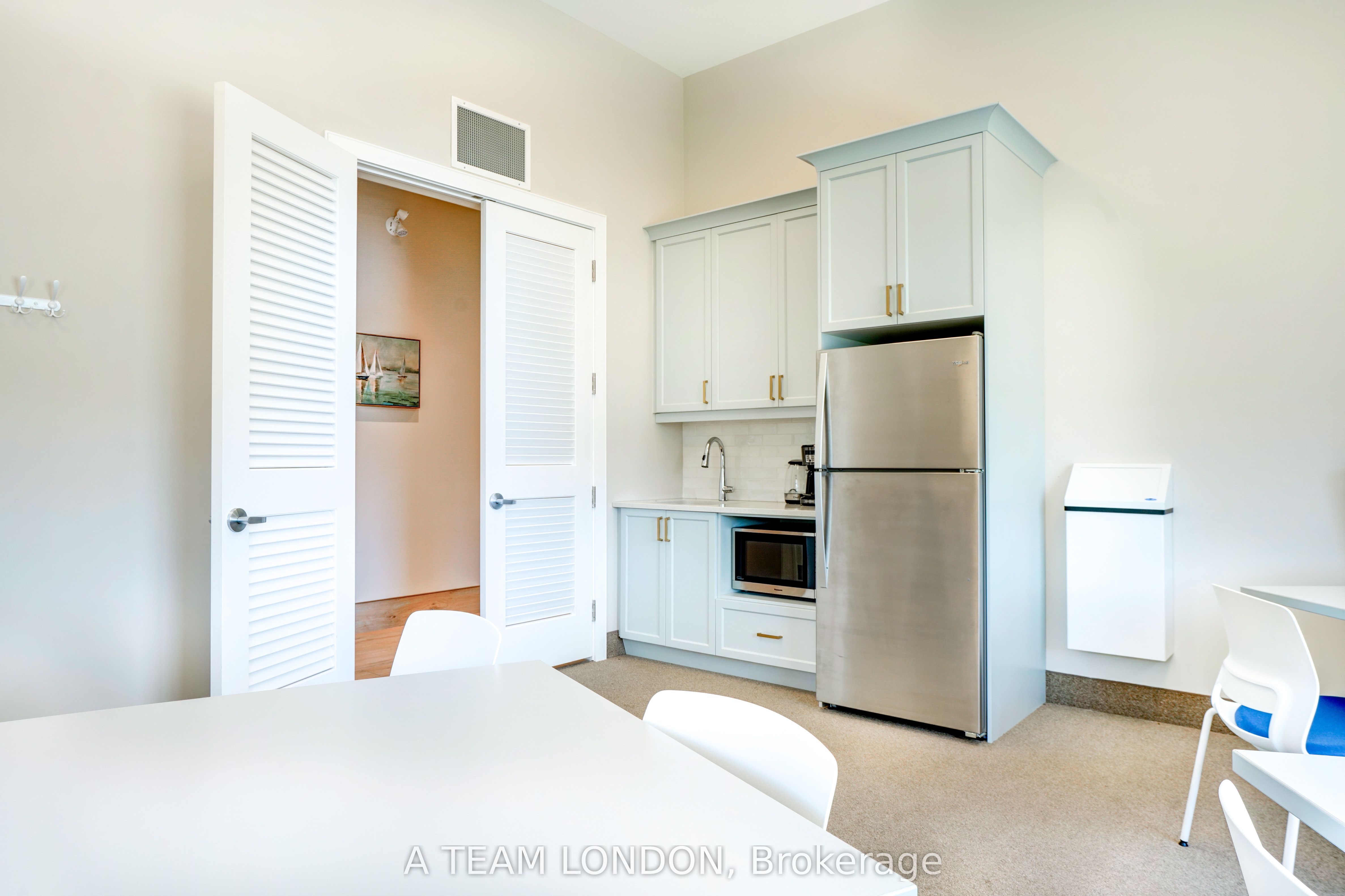 18 Harbour Way Property Photo 13