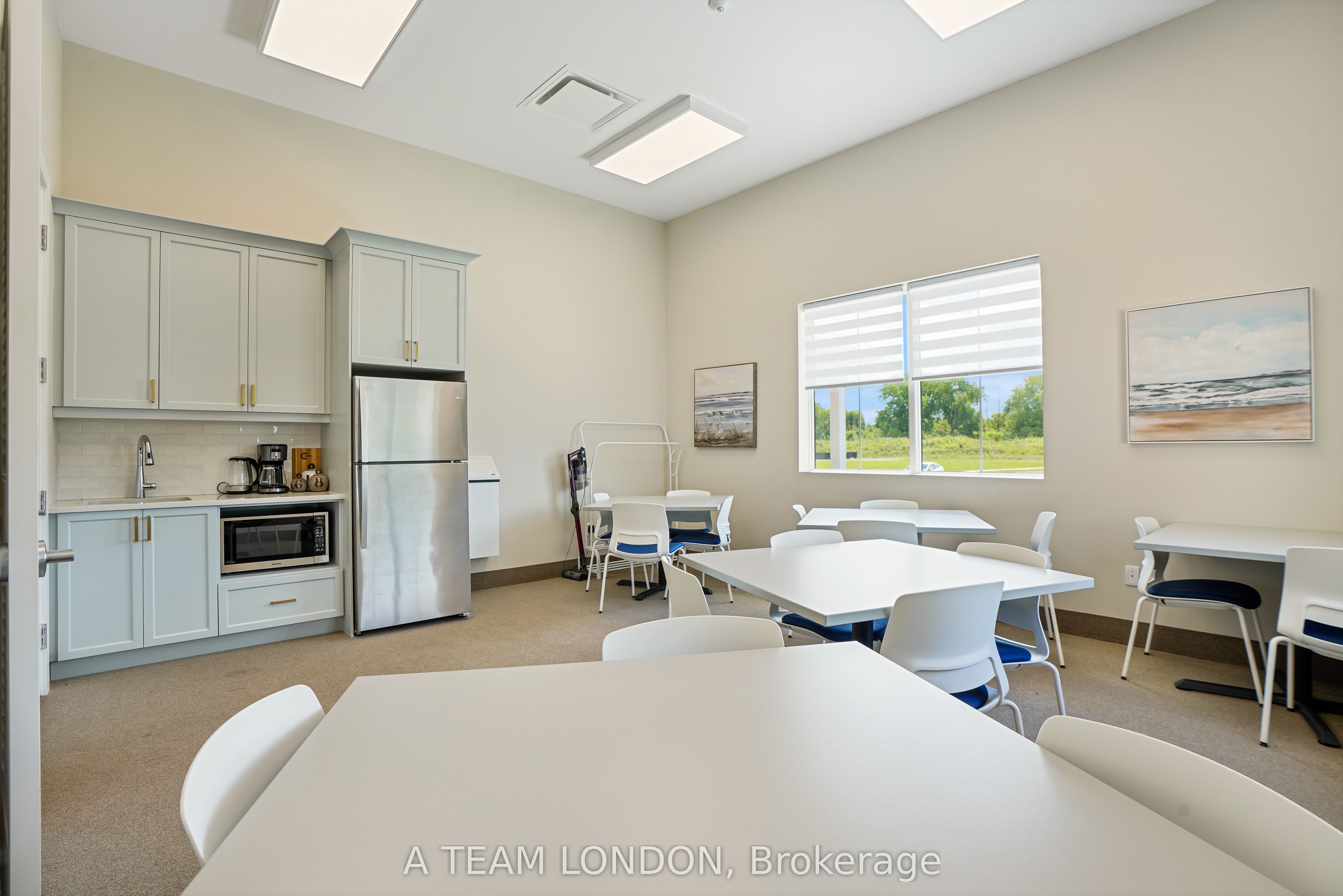 18 Harbour Way Property Photo 14