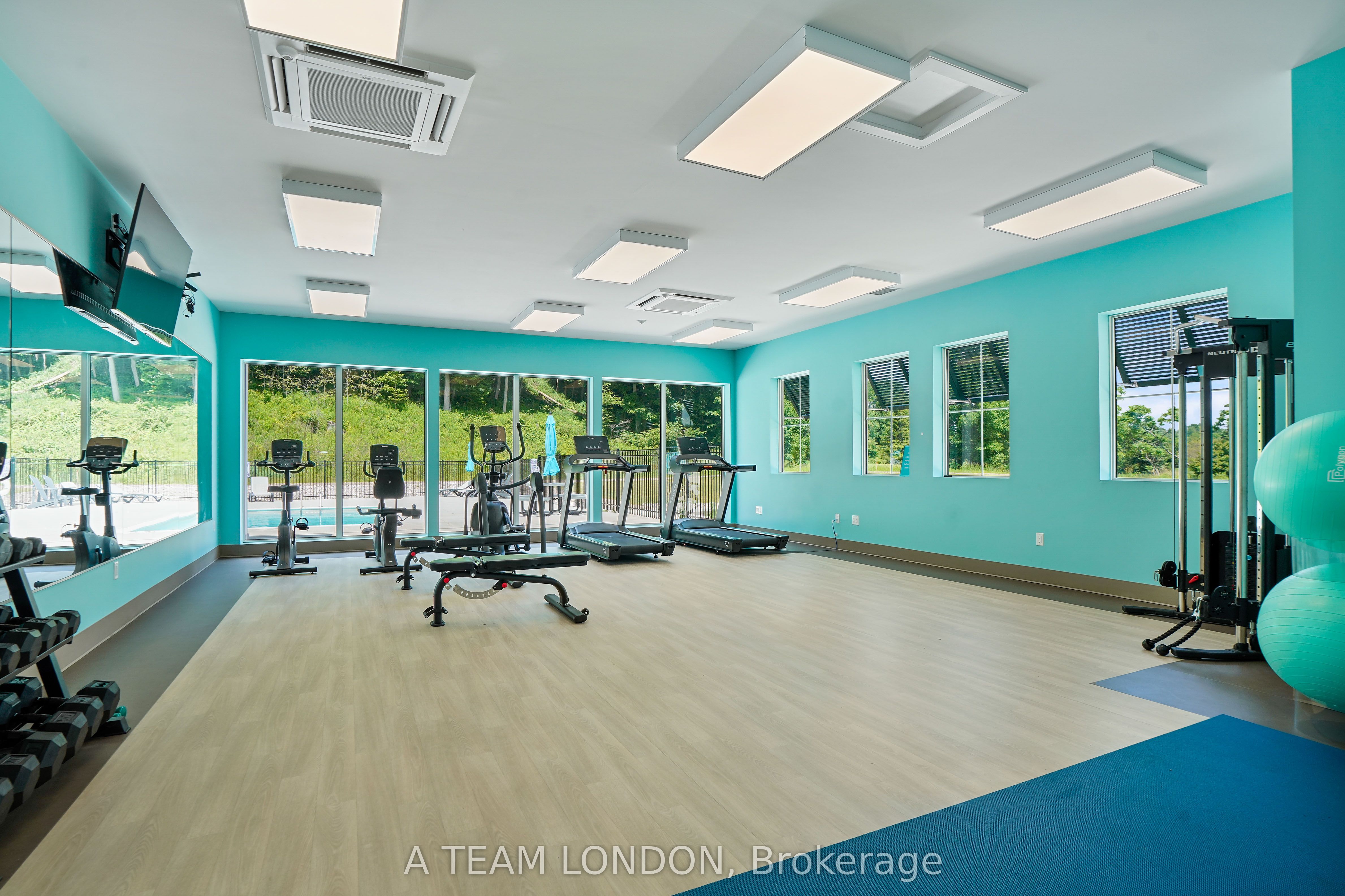 18 Harbour Way Property Photo 15