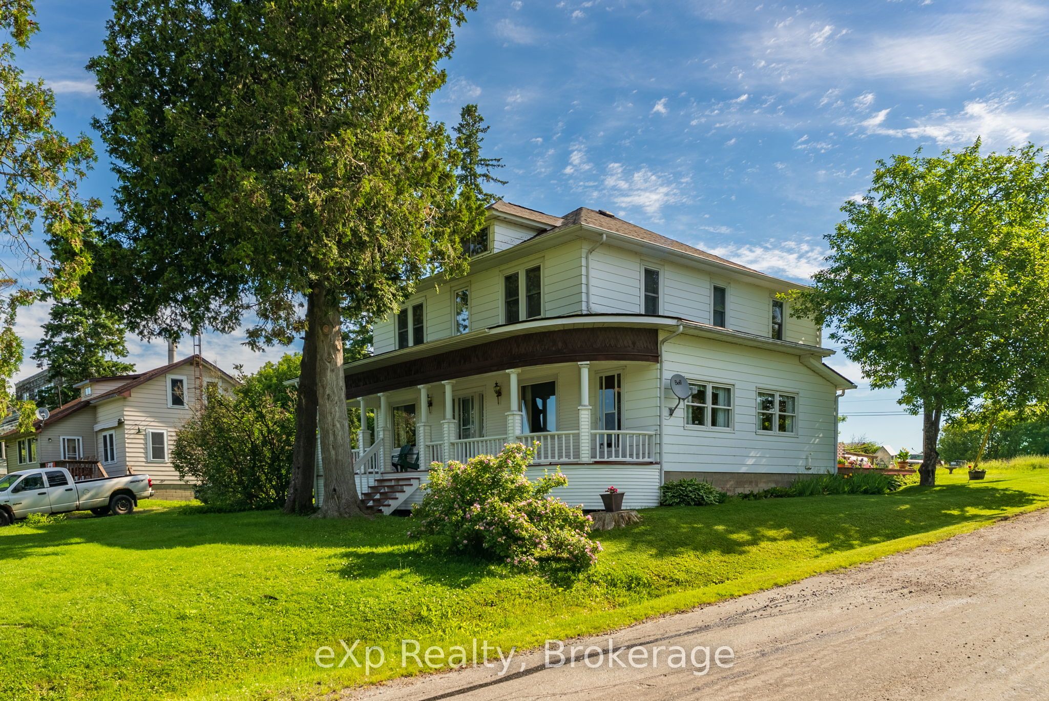 2 Henry Street Property Photo 4