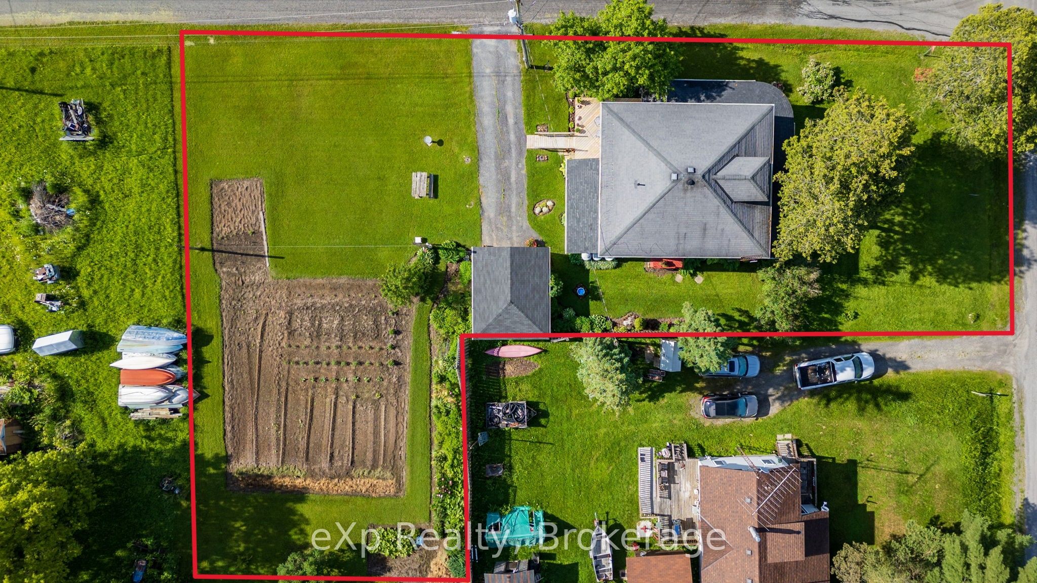 2 Henry Street Property Photo 40