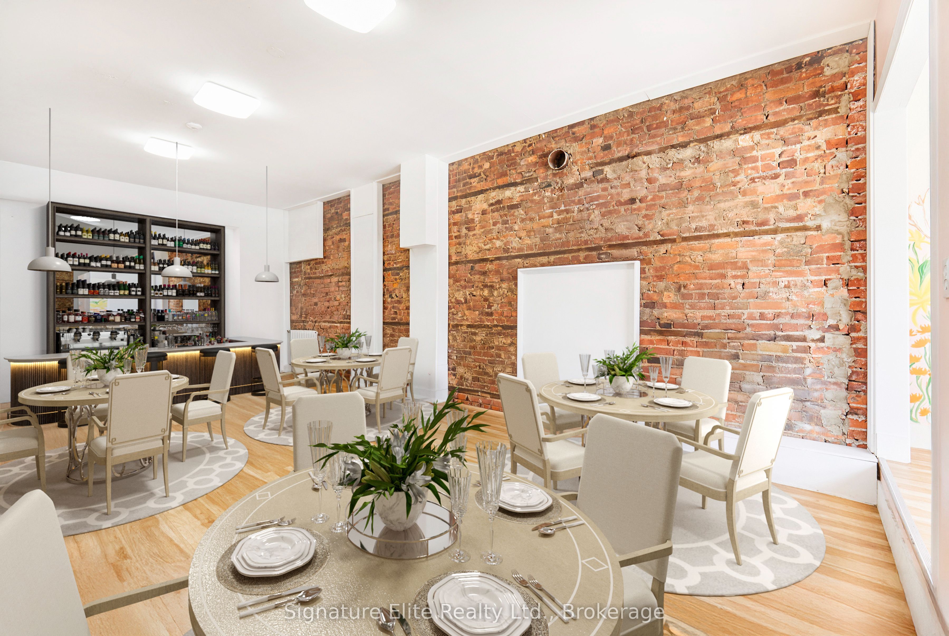 363 Barton Street E Property Photo 1
