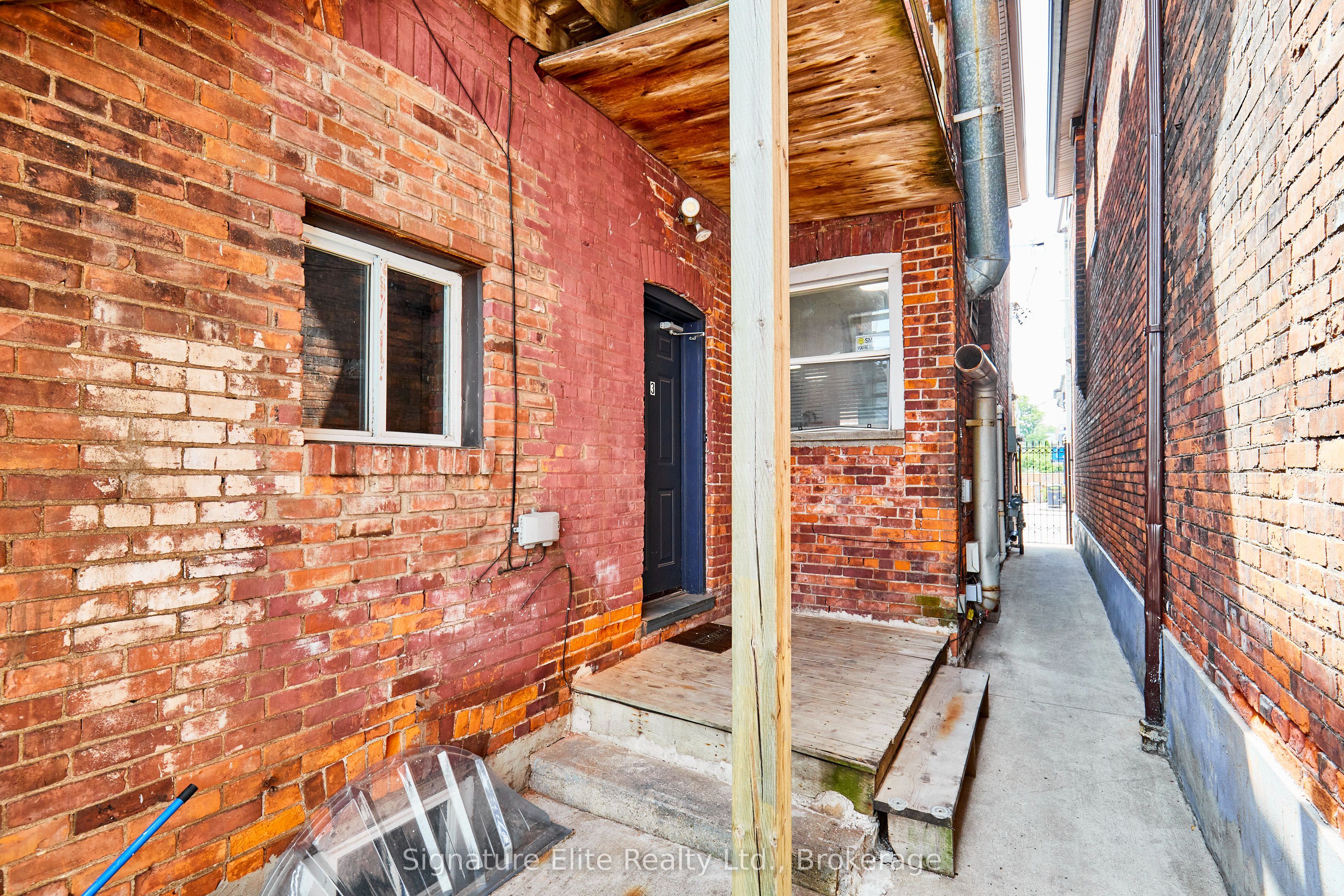 363 Barton Street E Property Photo 30