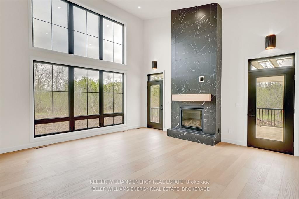 1032 Burr Road Property Photo 7