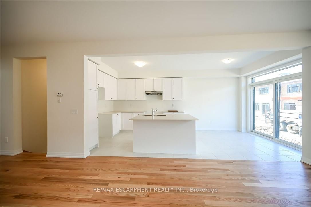 377 Provident Way Property Photo 16