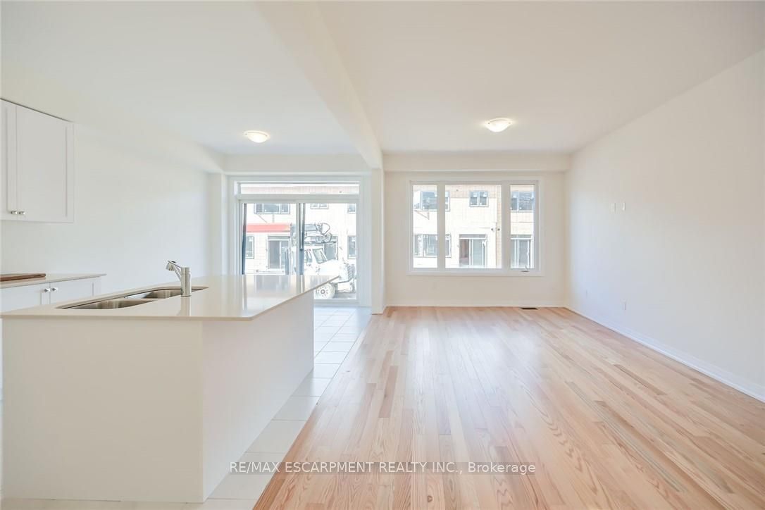 377 Provident Way Property Photo 18