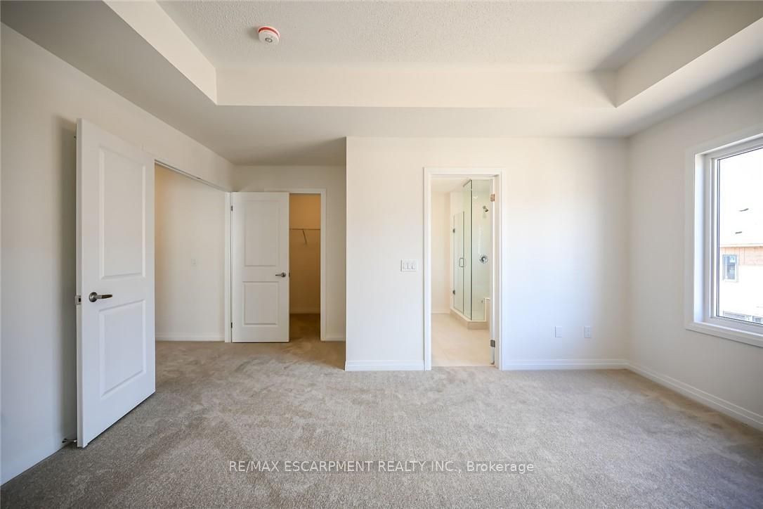377 Provident Way Property Photo 28