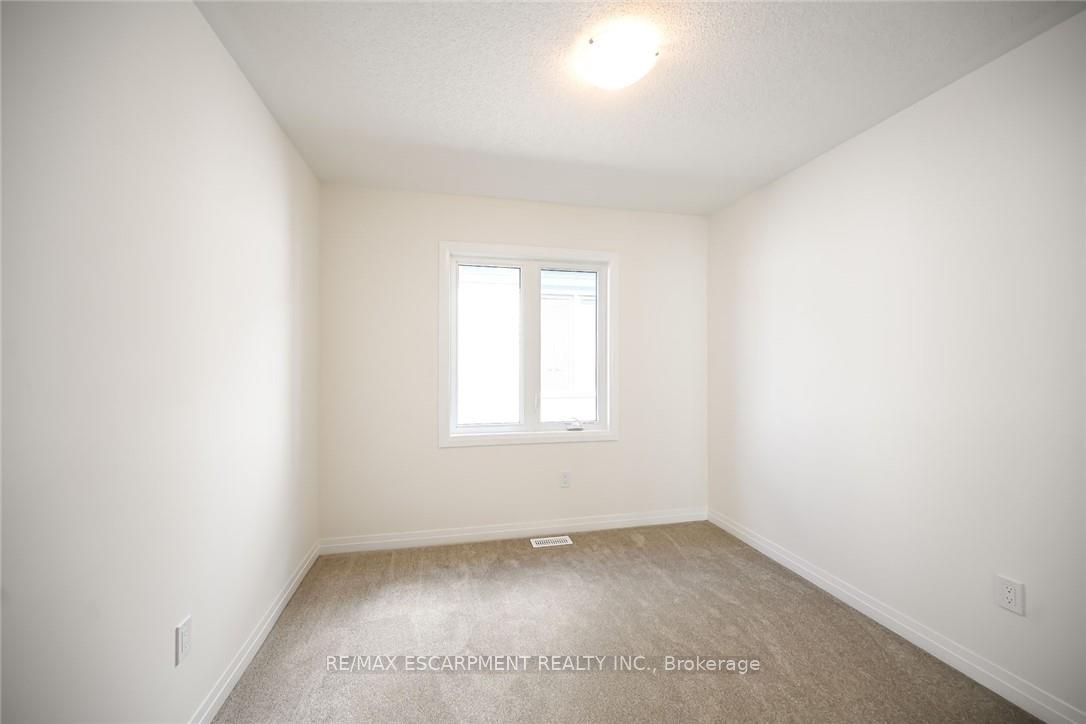377 Provident Way Property Photo 35