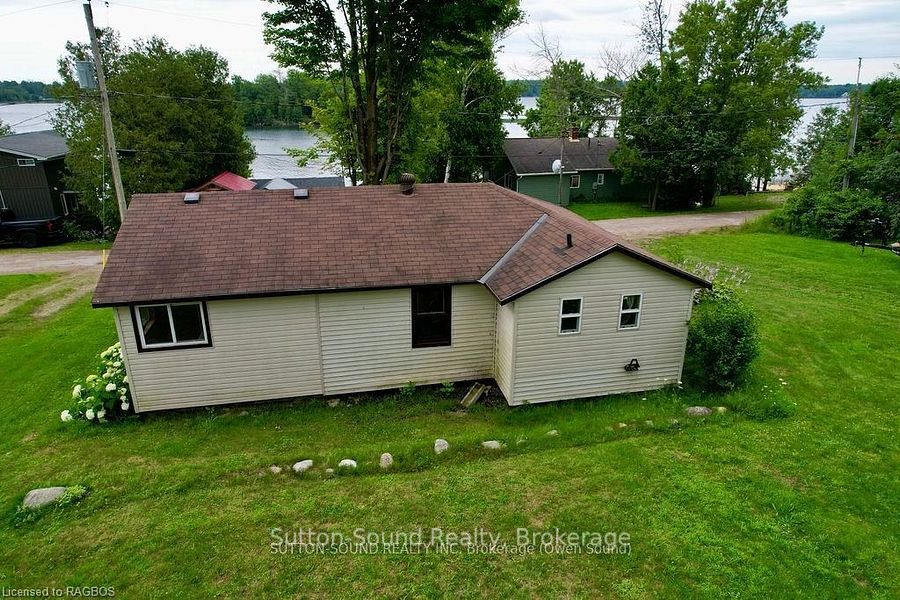 41 Islandview Drive Property Photo 6