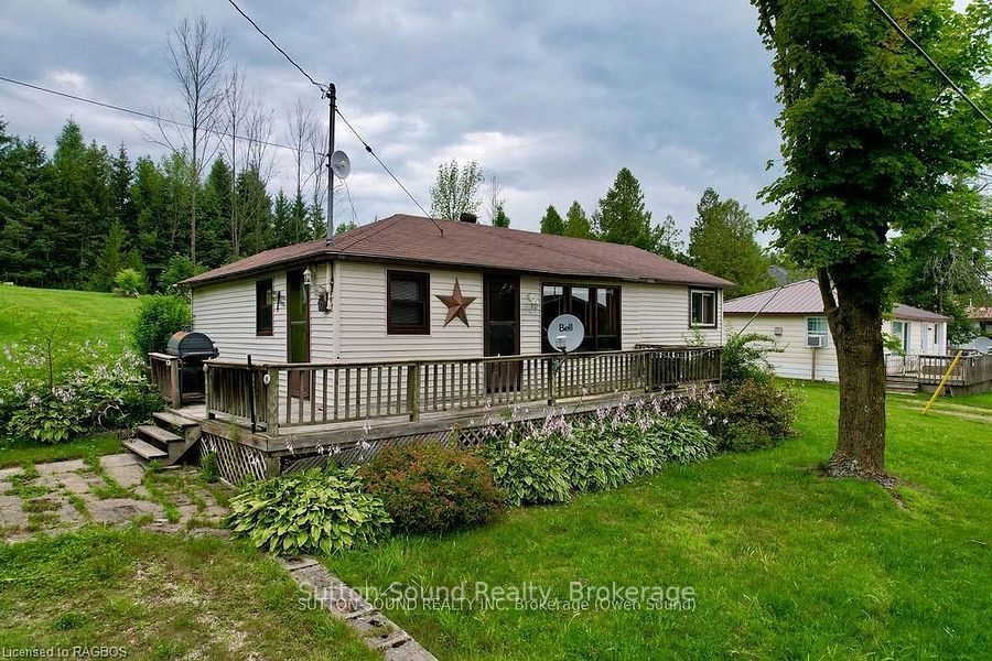 41 Islandview Drive Property Photo 7