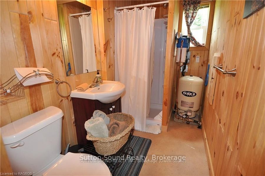 41 Islandview Drive Property Photo 14