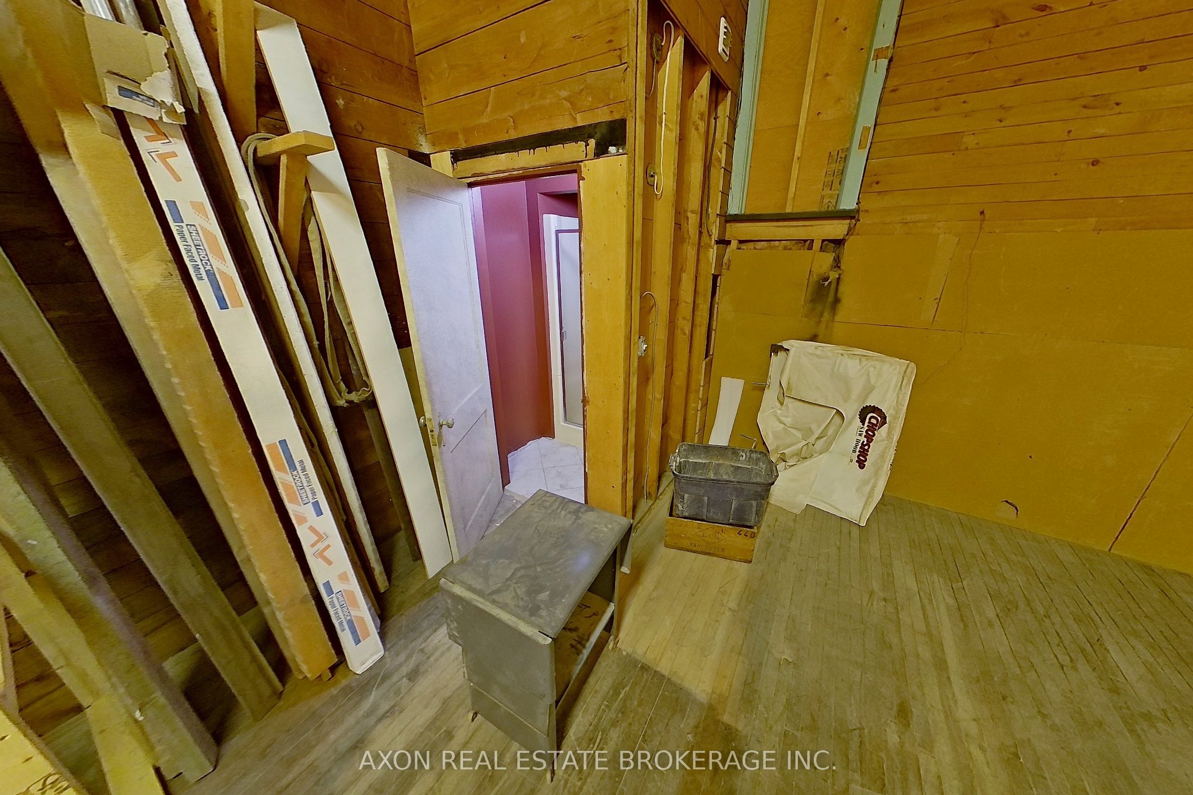 280 Front Street Property Photo 7