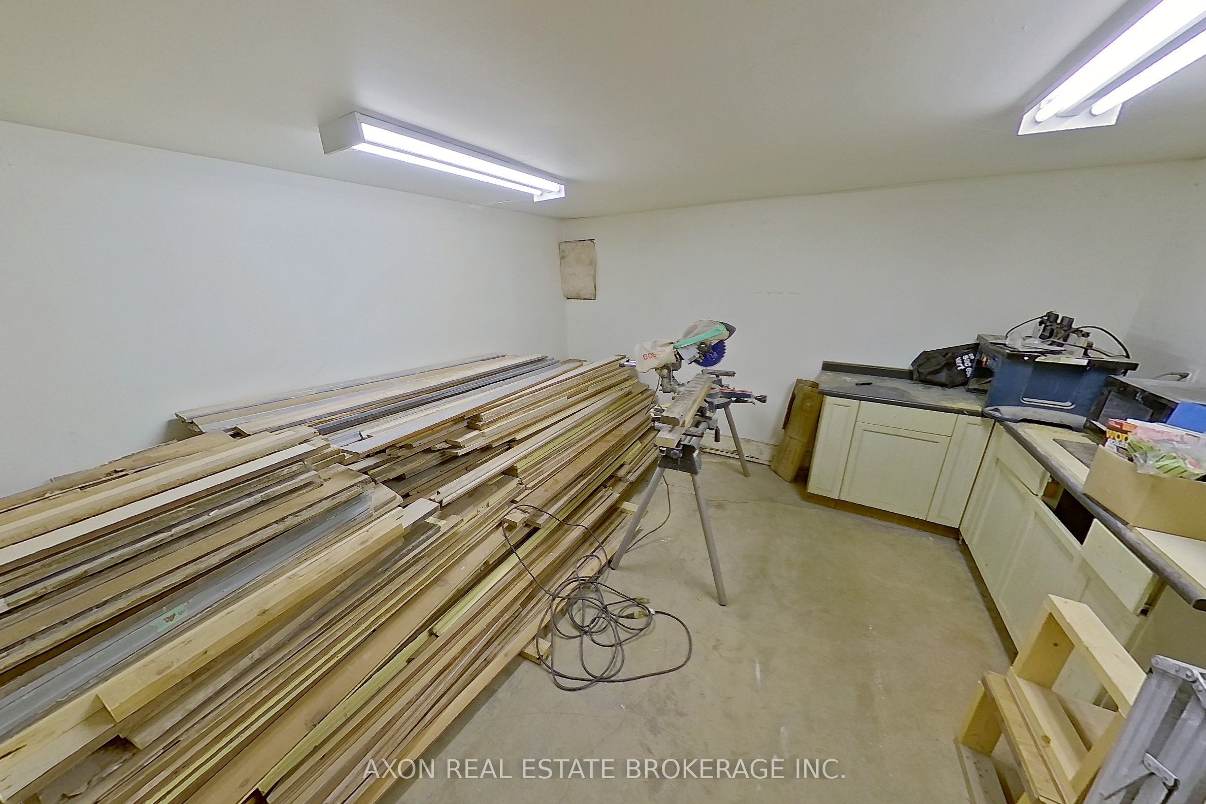 280 Front Street Property Photo 15