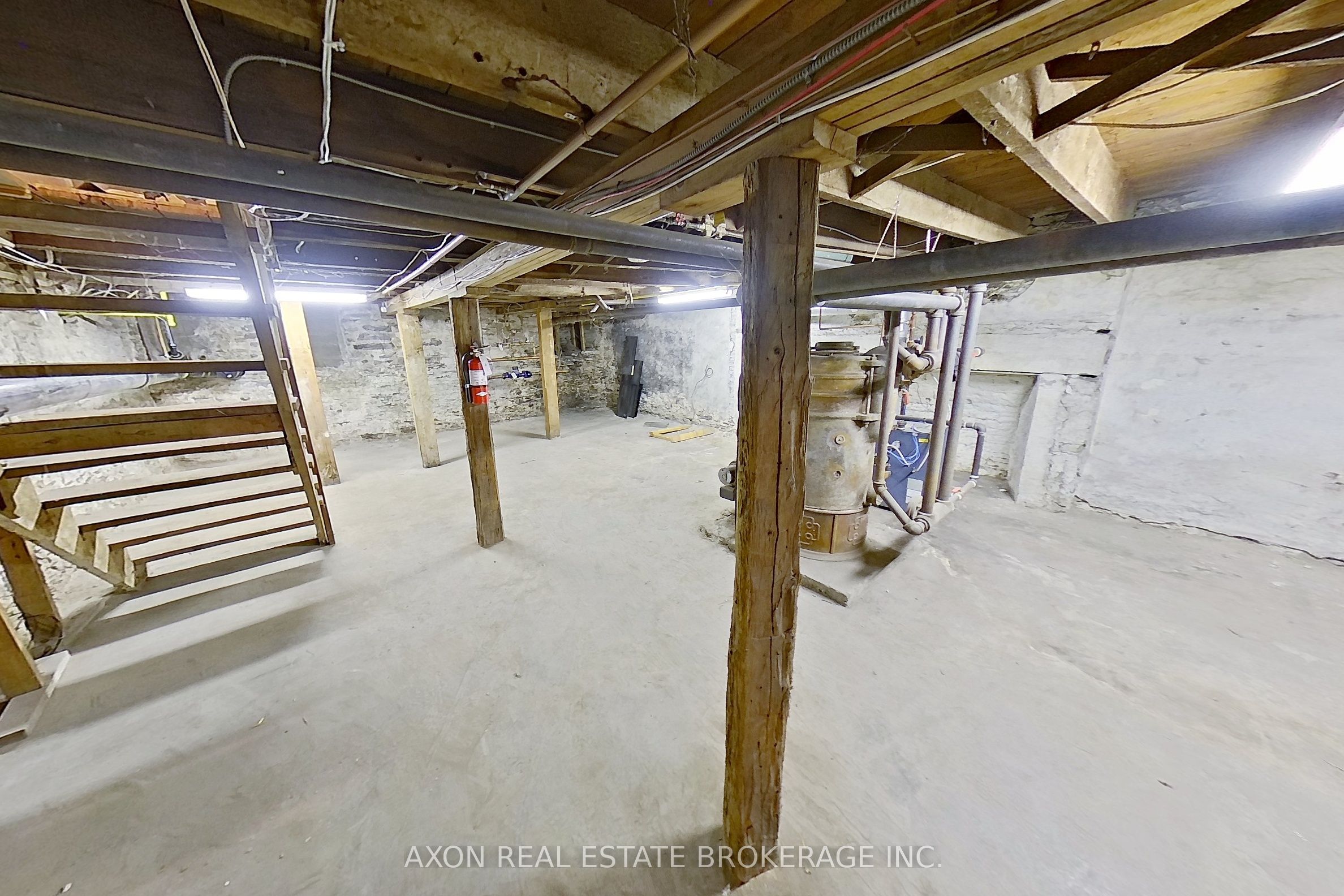 280 Front Street Property Photo 18