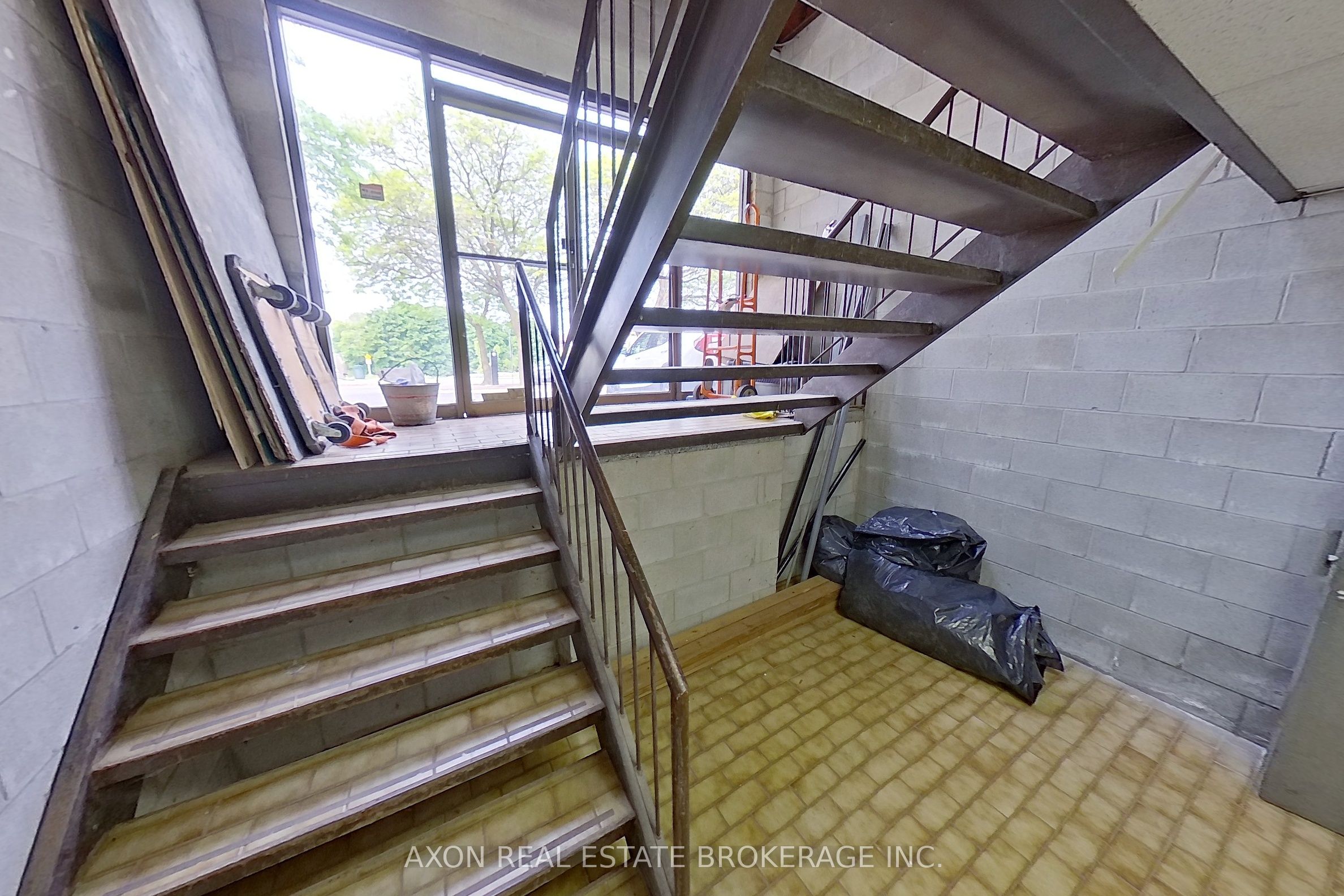 280 Front Street Property Photo 35