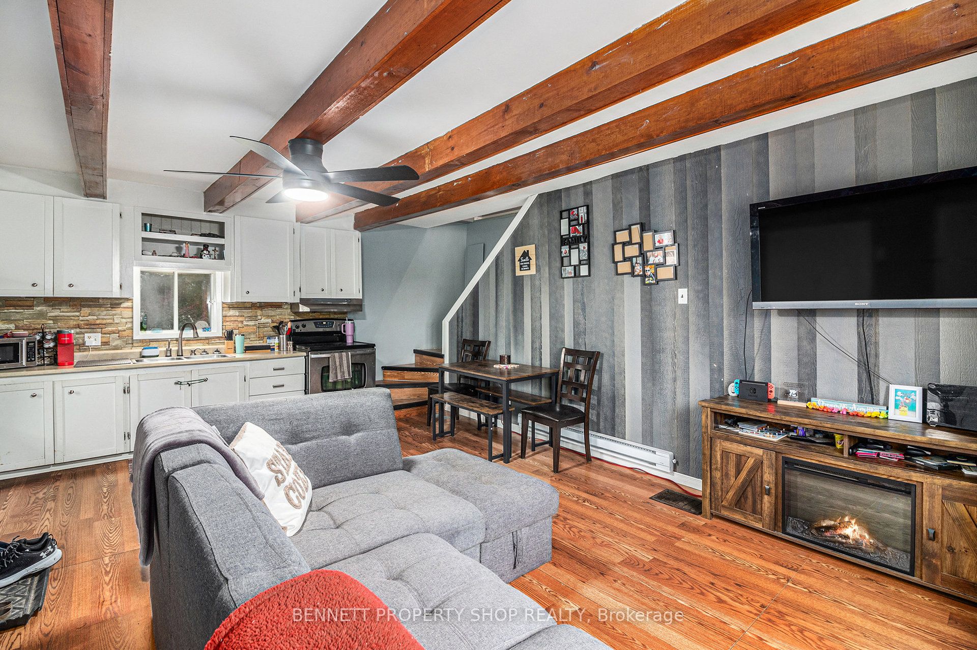 2489 Du Lac Road Property Photo 3