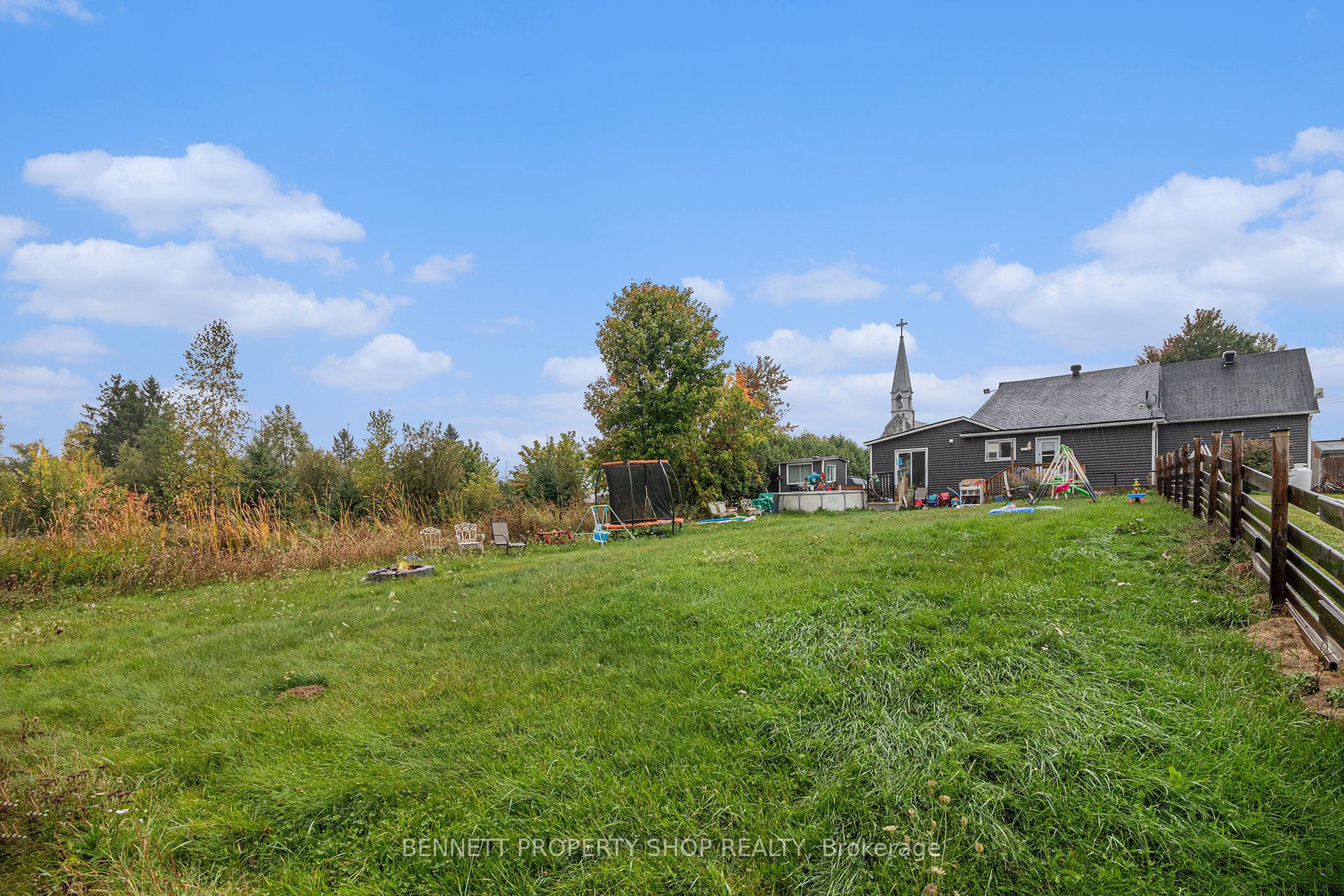 2489 Du Lac Road Property Photo 21