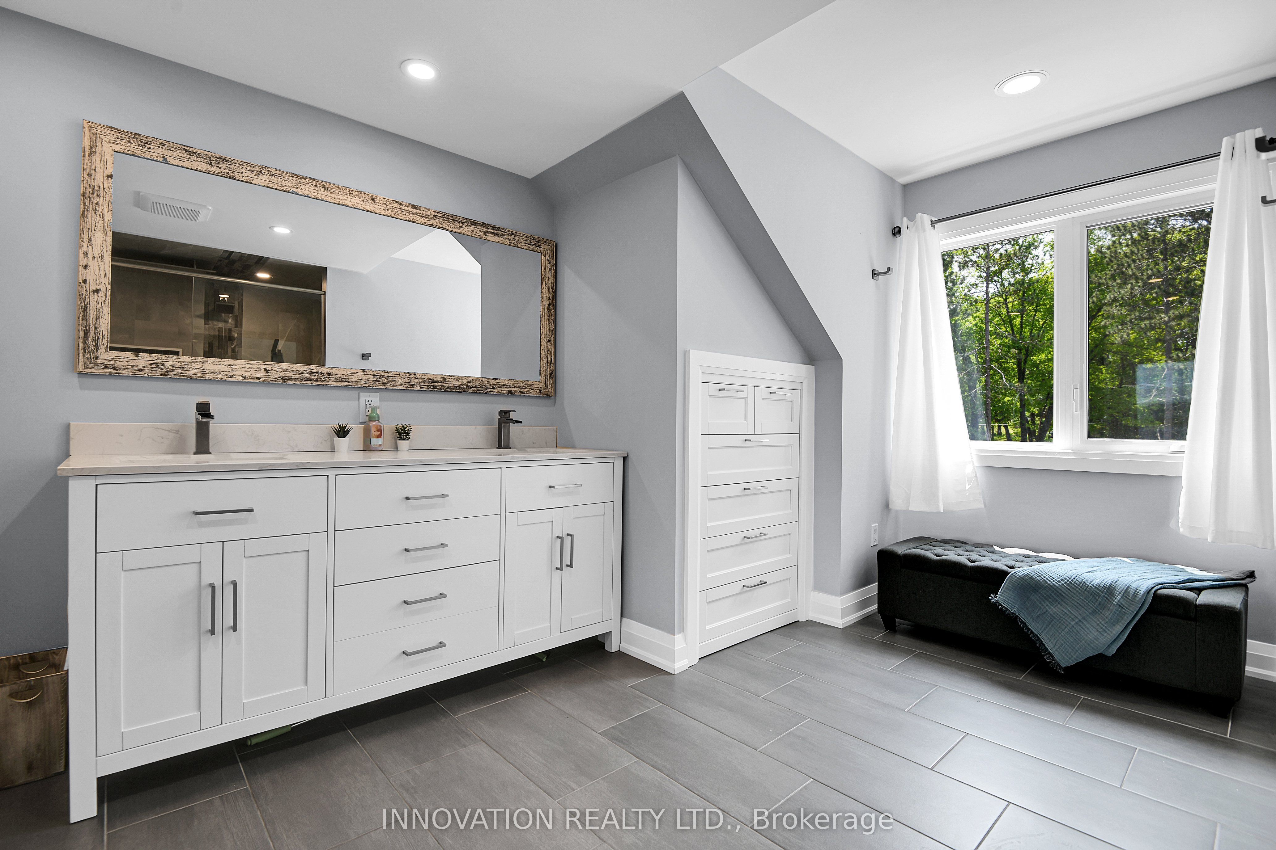 164 Bayview Drive Property Photo 13