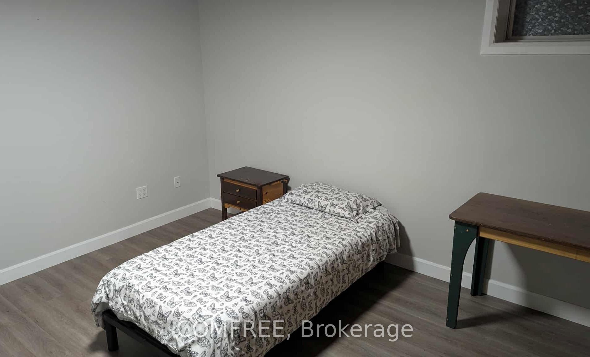 410 Grassendale Private Property Photo 13