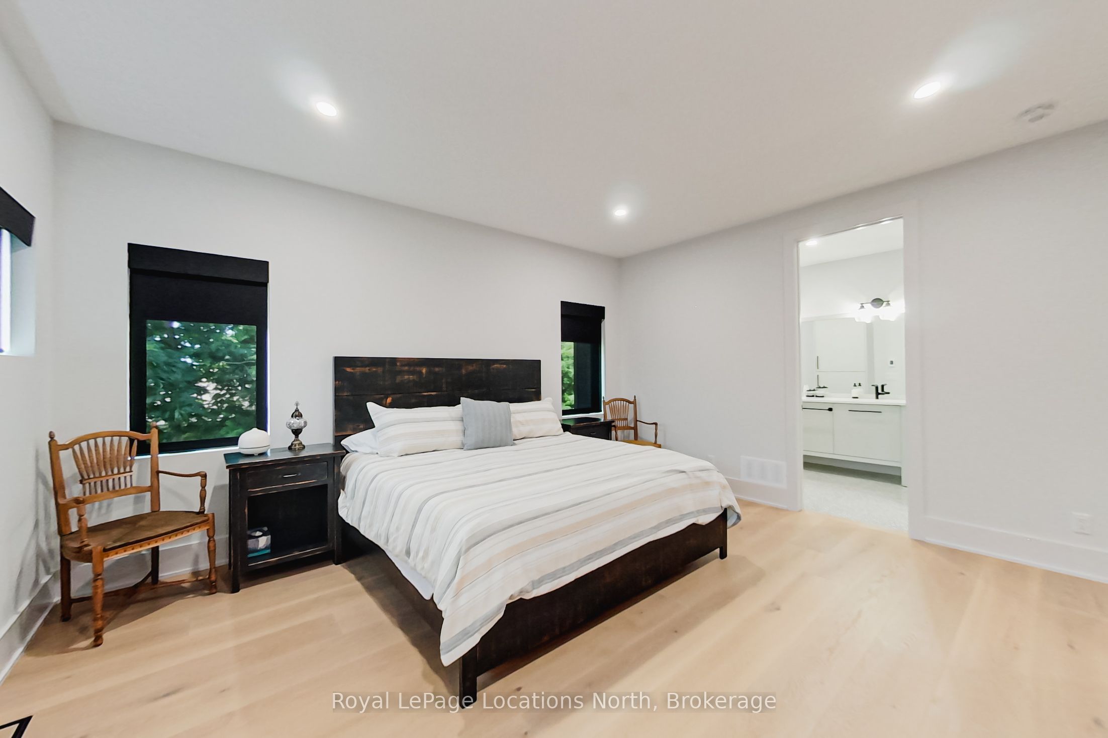 74 Arthur Street E Property Photo 18