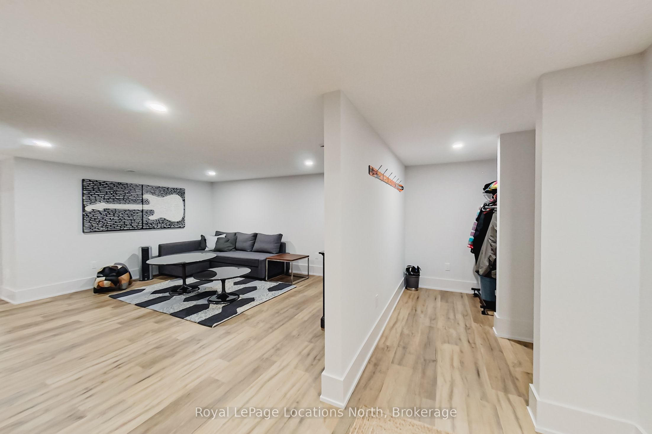 74 Arthur Street E Property Photo 31
