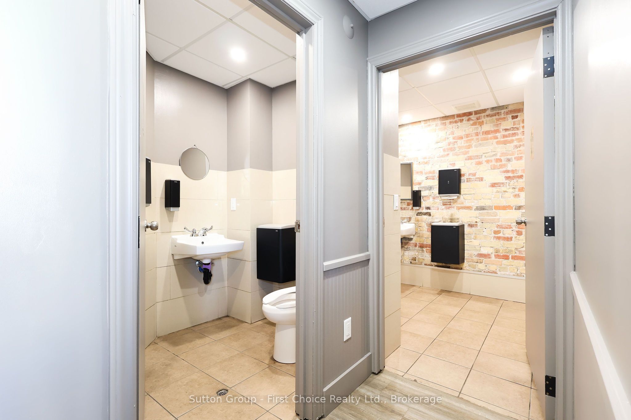 100 Queen Street E Property Photo 33