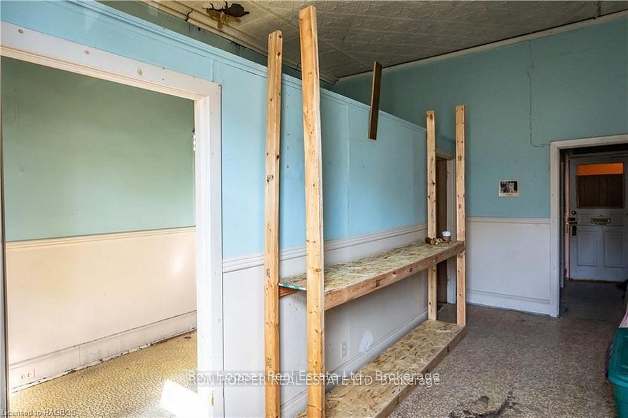 921 2nd Avenue E Property Photo 9