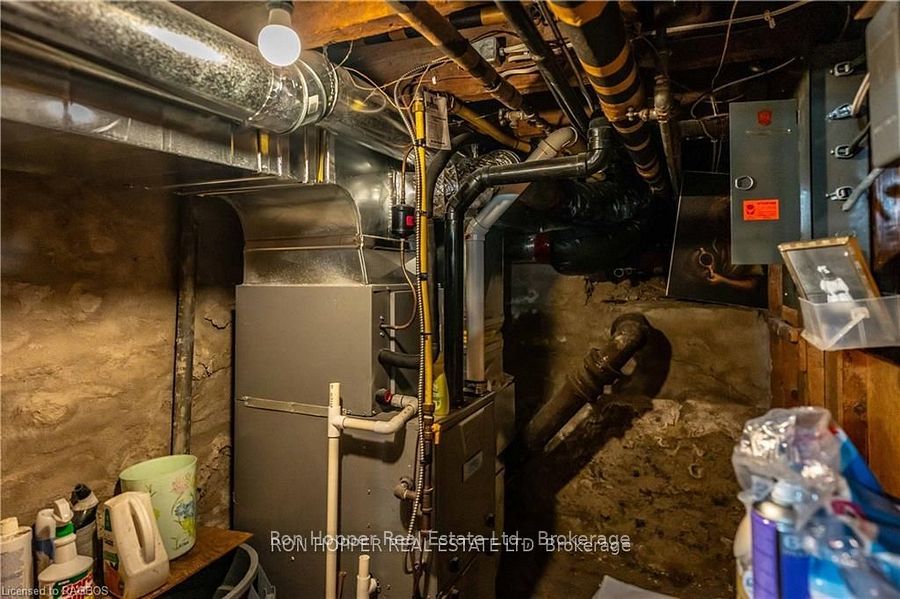 921 2nd Avenue E Property Photo 13