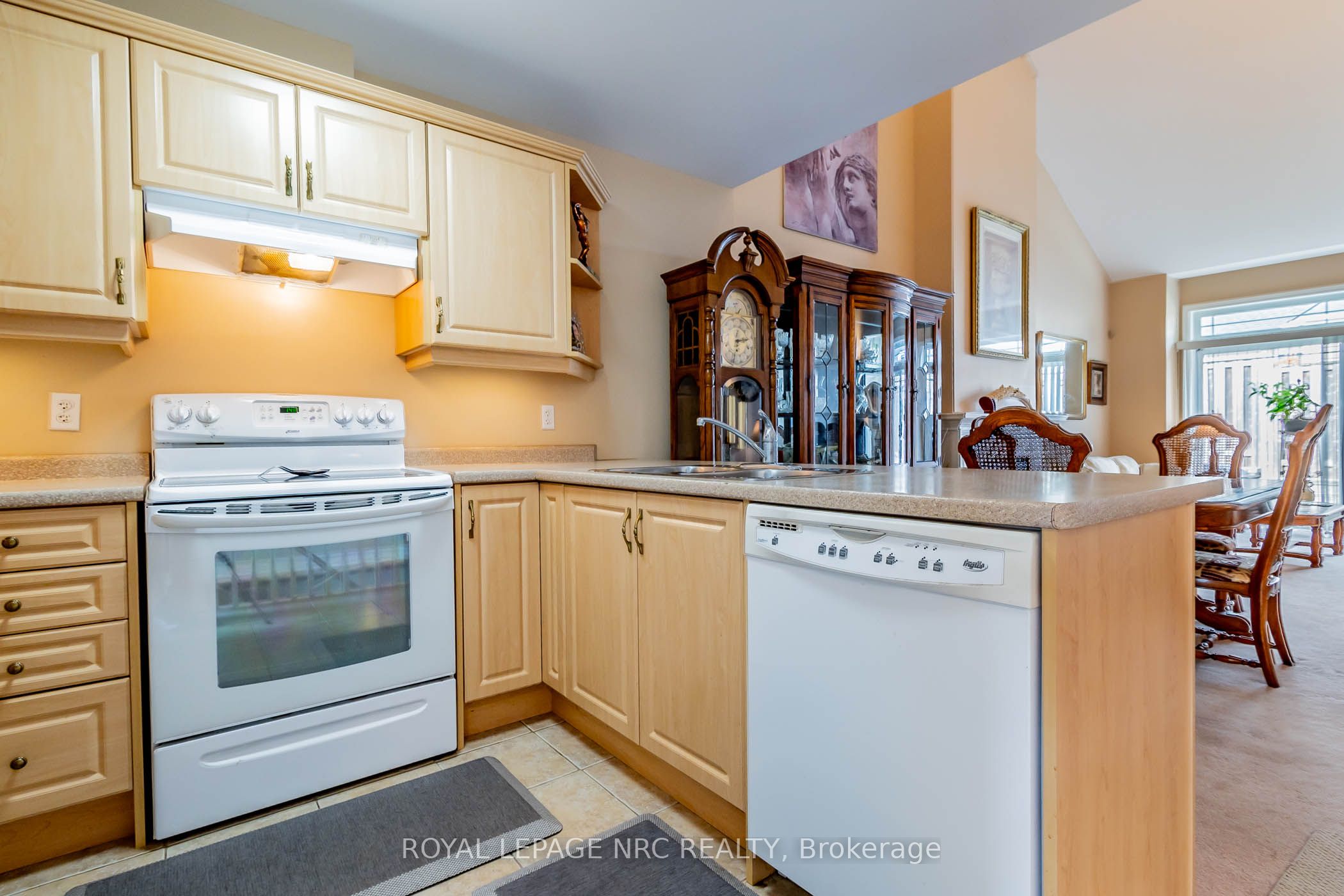 4300 Kalar Road 15 Property Photo 7