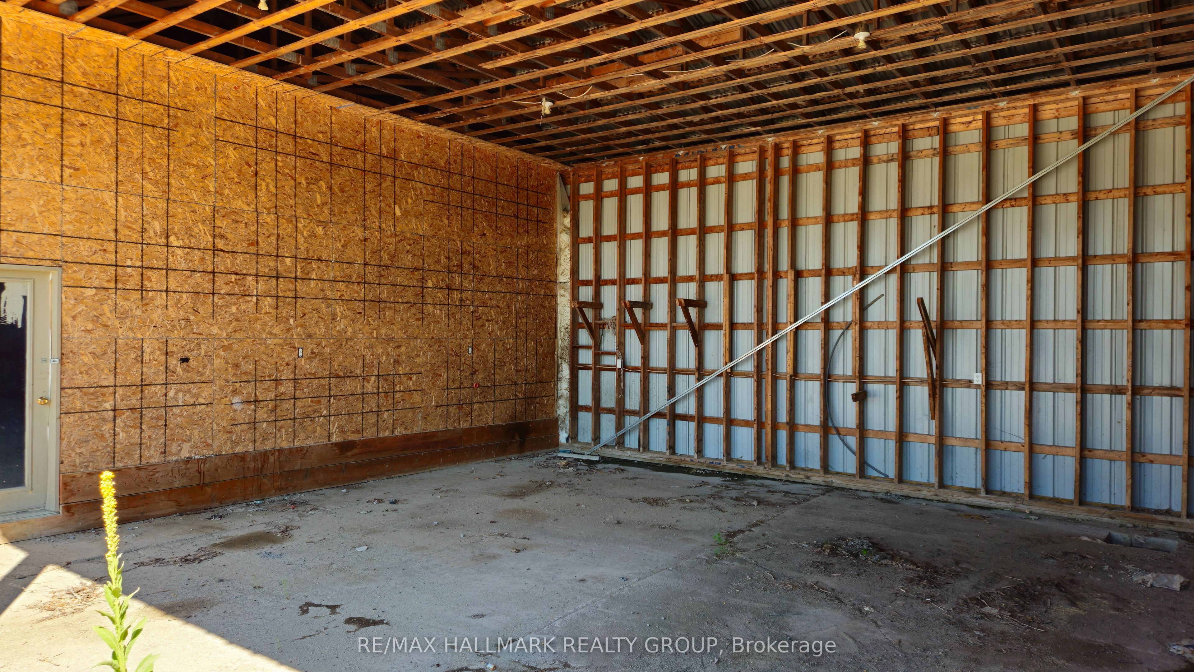 482 Russett Drive Property Photo 15