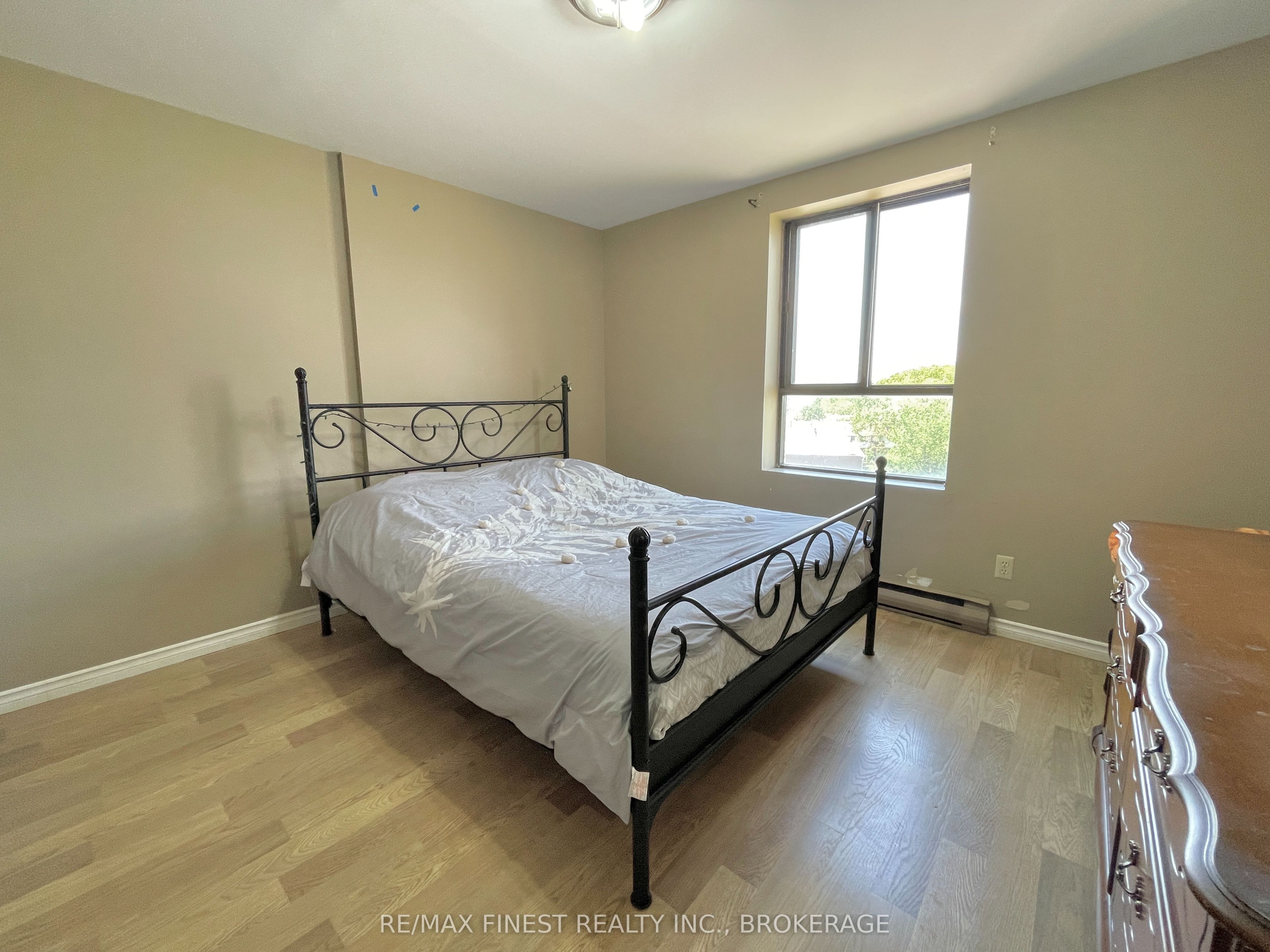 17 Eldon Hall Place 602 Property Photo 15