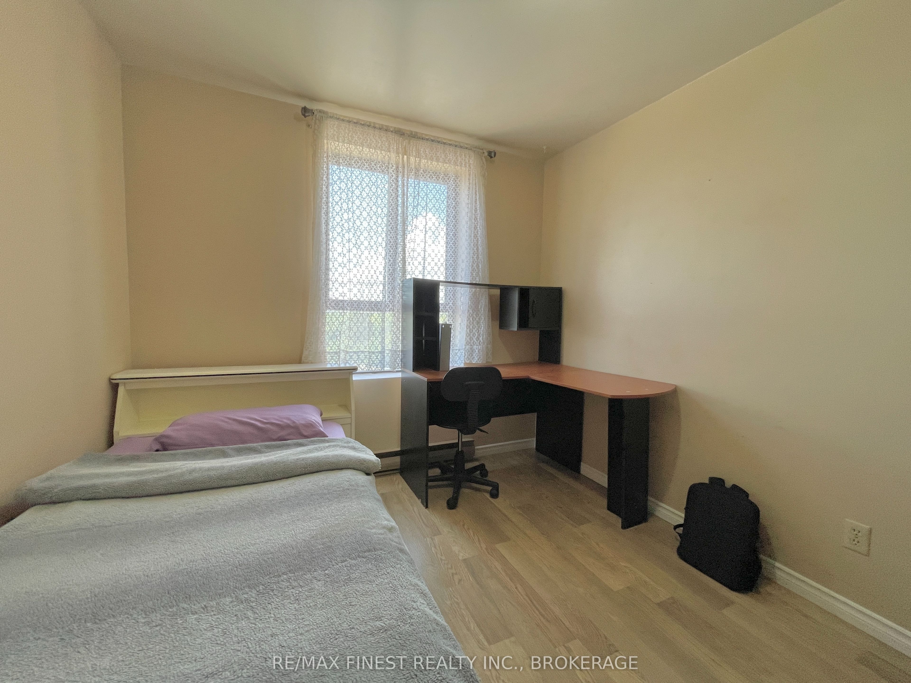 17 Eldon Hall Place 602 Property Photo 16