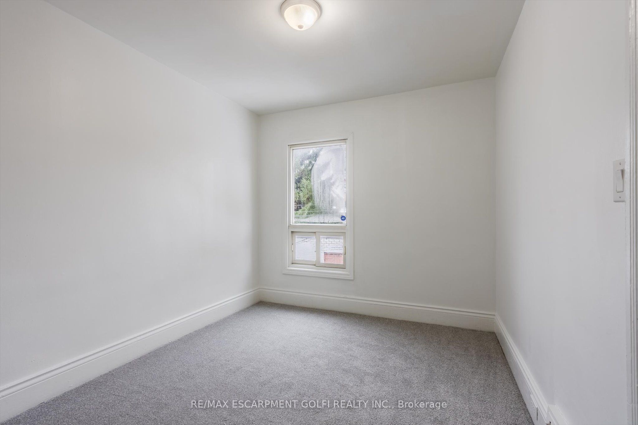 49 Myrtle Avenue Property Photo 12