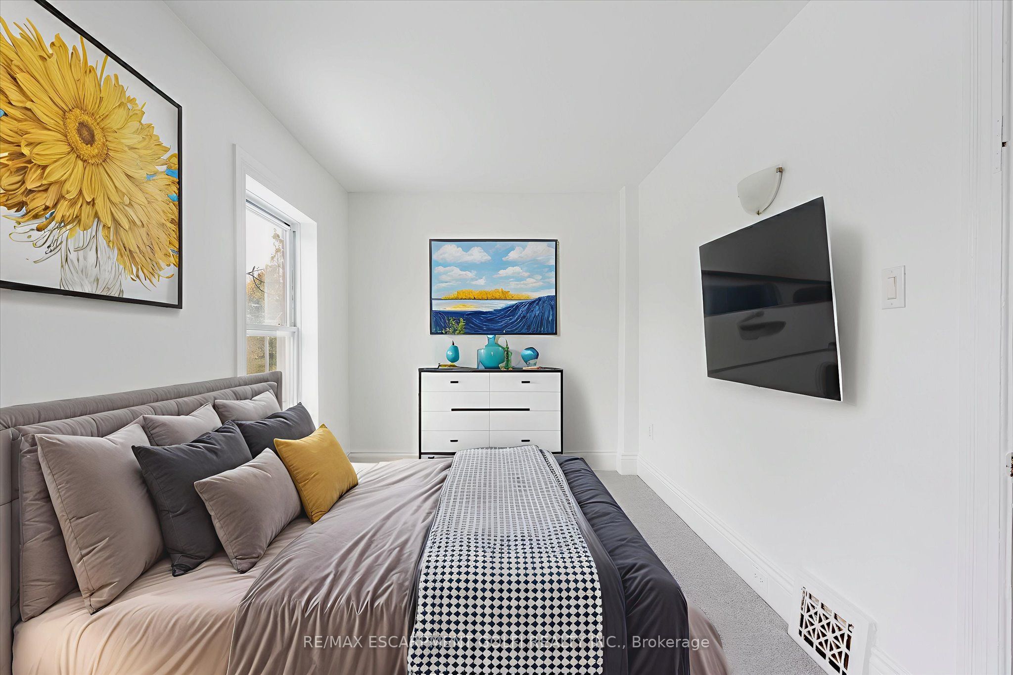 49 Myrtle Avenue Property Photo 17