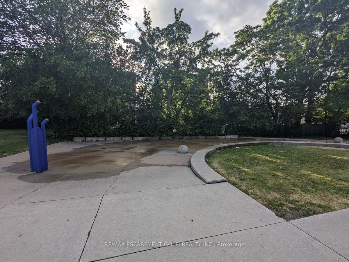 49 Myrtle Avenue Property Photo 30
