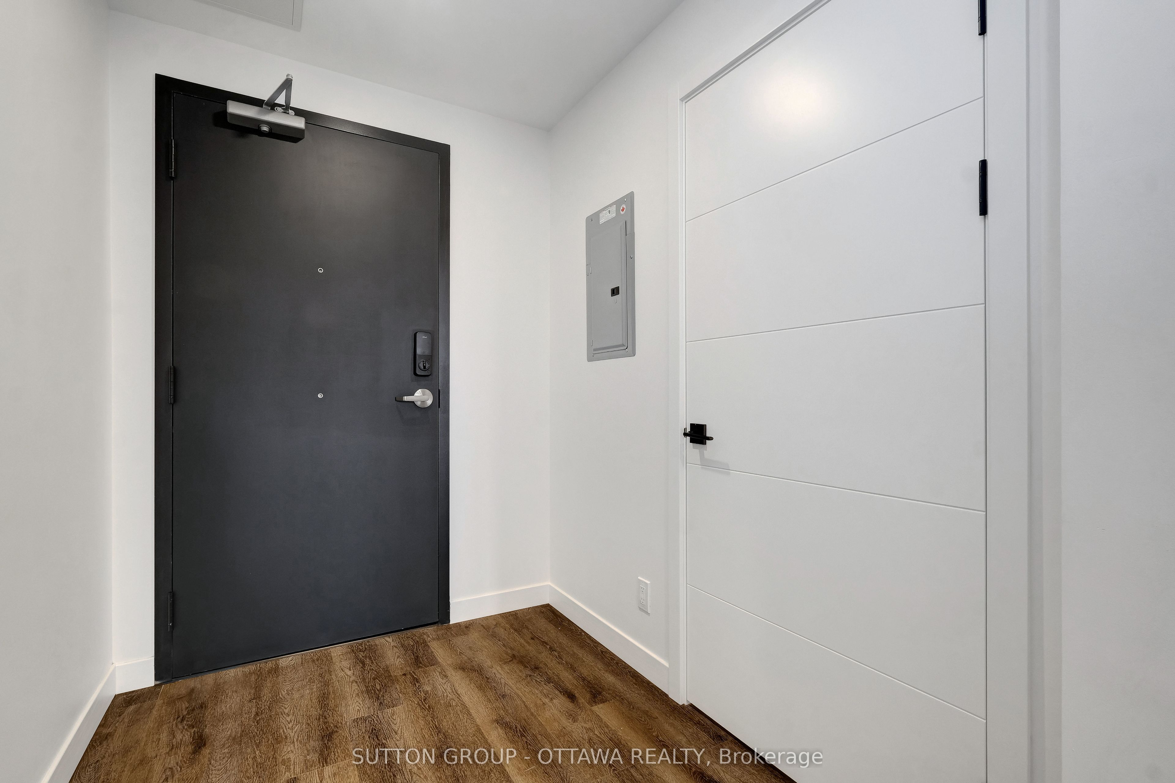 399 Winston Avenue 507 Property Photo 8